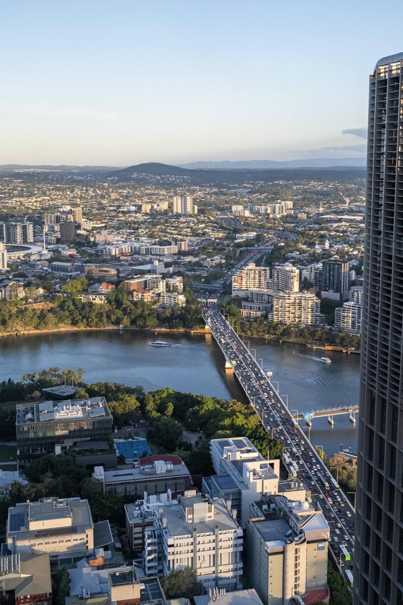 Queen's Wharf 1bed - Lv 60 Skyline Reverie Apartment *