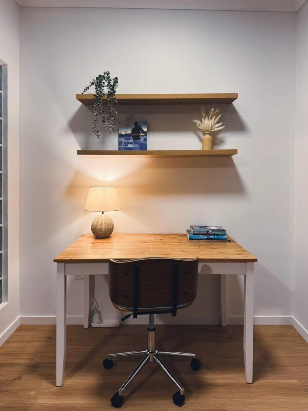 140sqm Modern Teneriffe 2 Bedroom & Balcony Brisbane