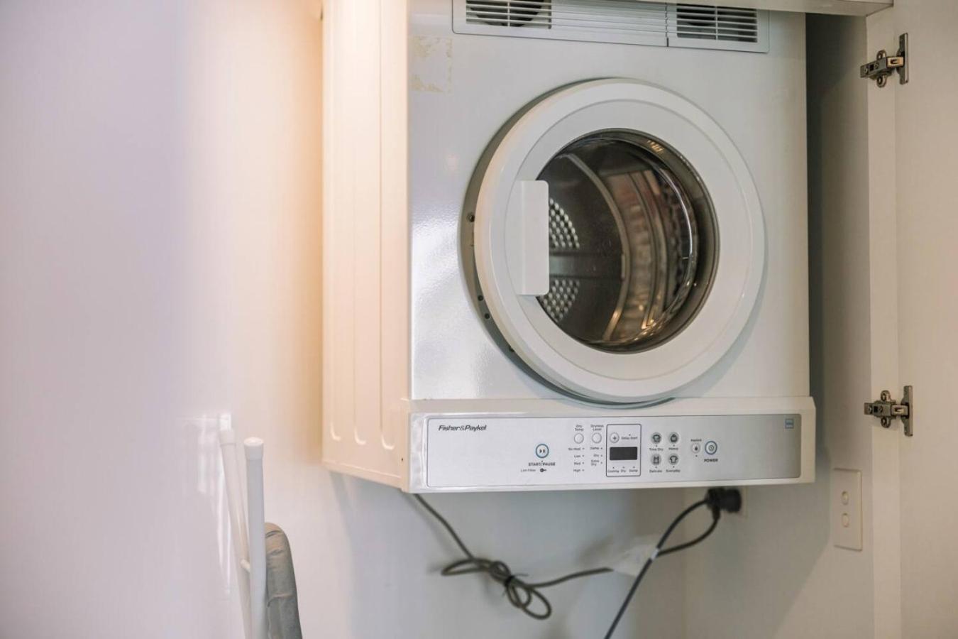 Tranquil 2br Between Art And Sky