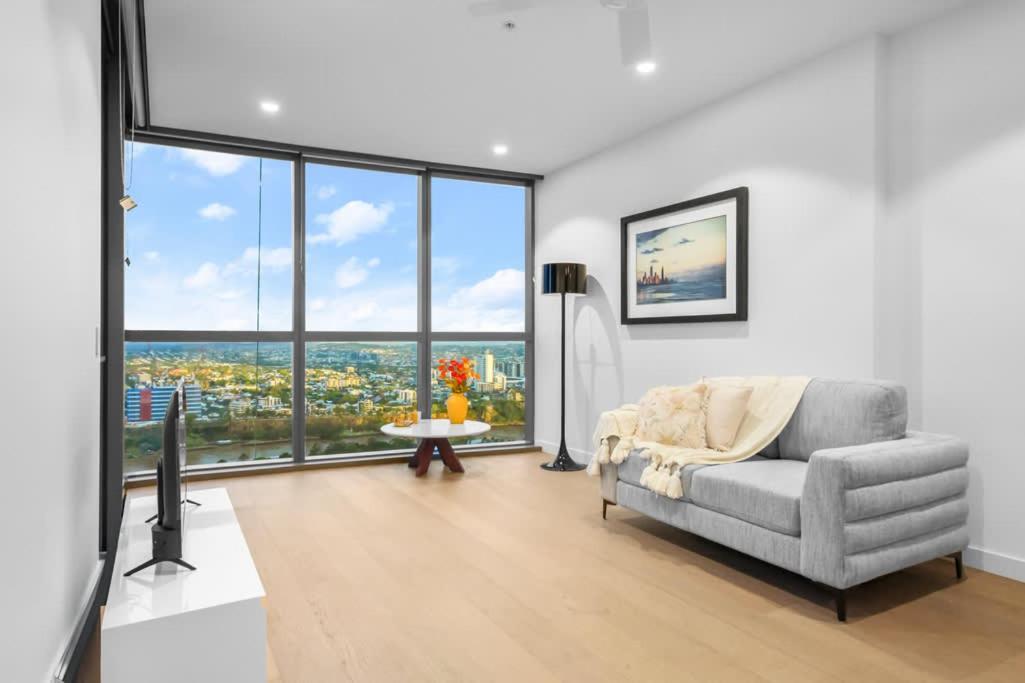 A Queens Wharf 3501 Apartment