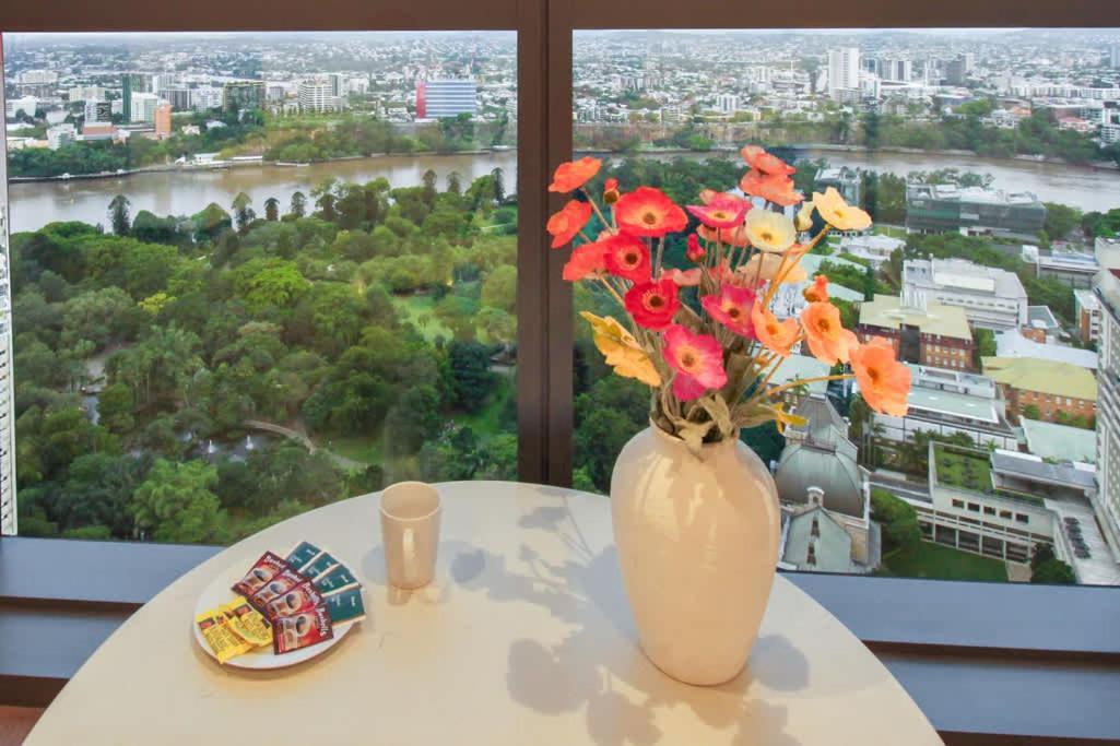 A Queens Wharf 3501 Apartment *