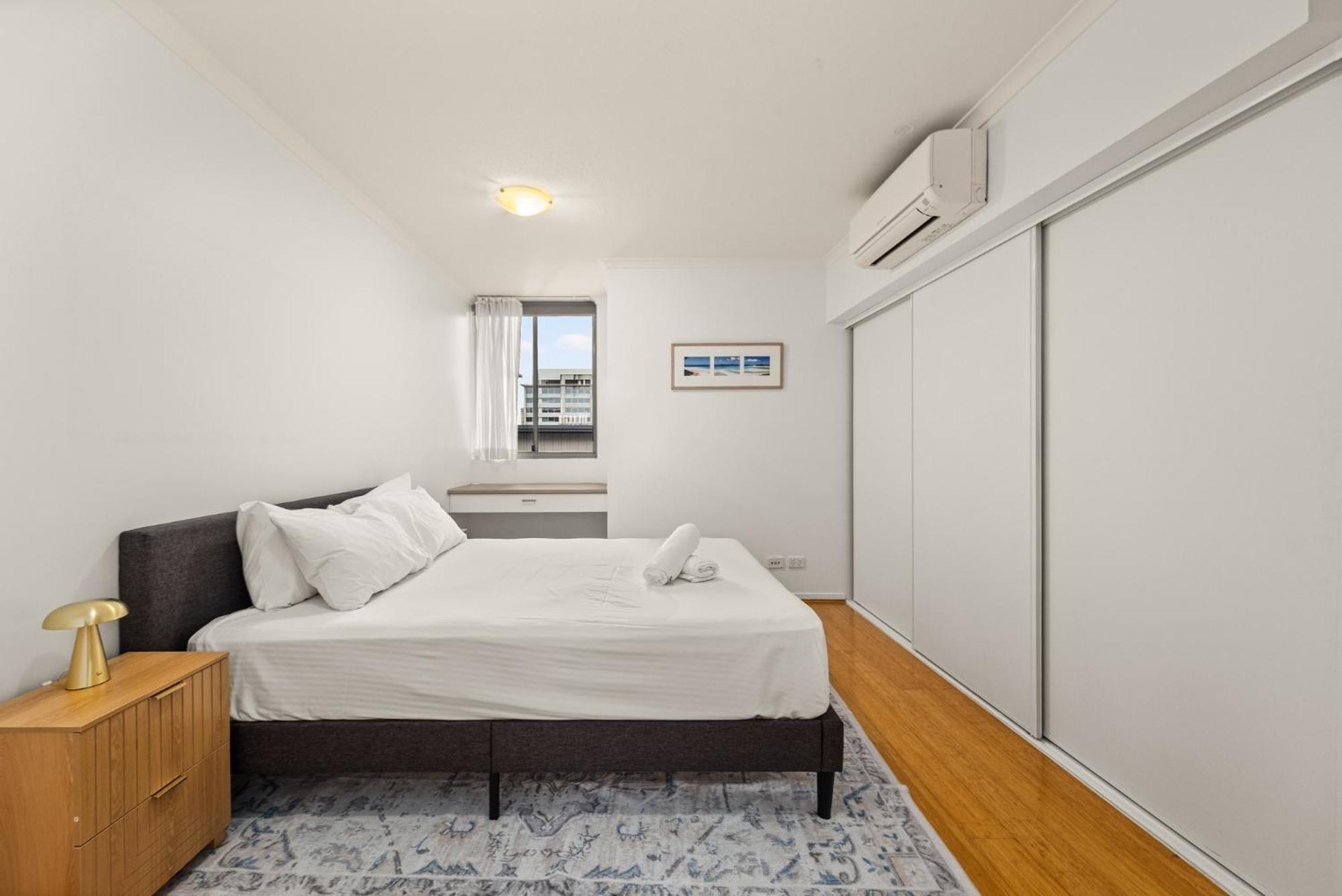 Modern 2-bed With Gym & Sauna Access * Brisbane