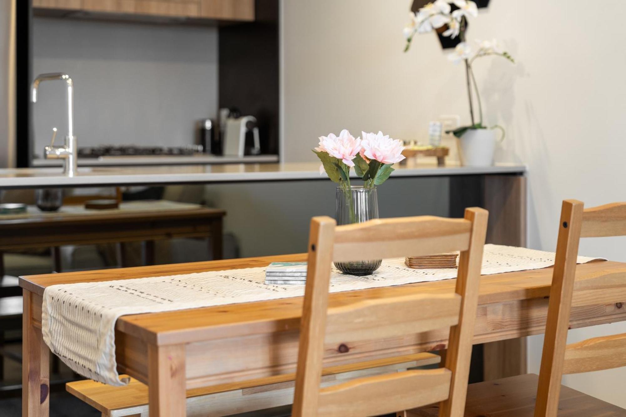 Apartment Spacious West End With Pool & Bbq Access Brisbane