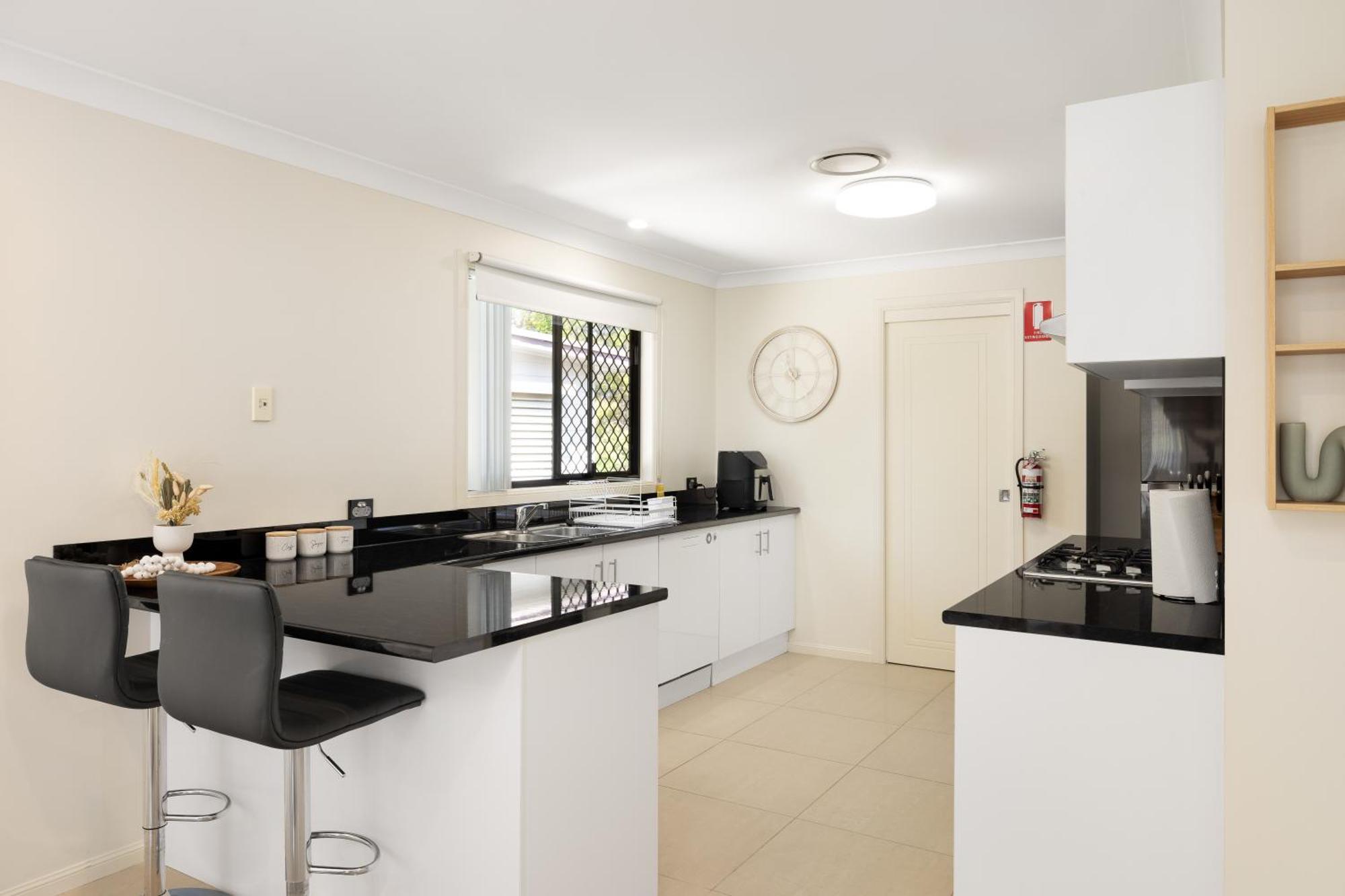 Apartment Smart Self Check-in - Sunnybank Station *