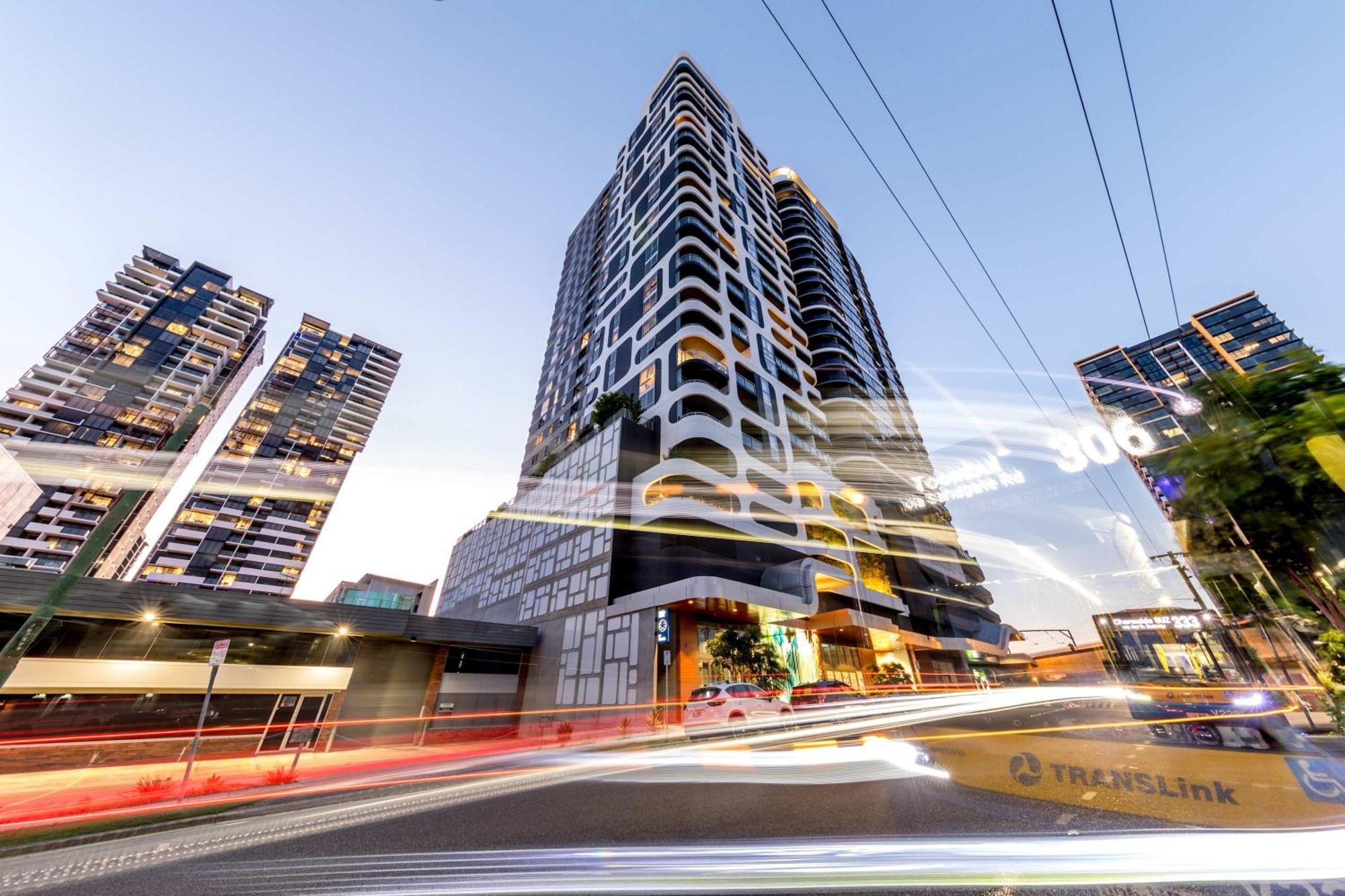 Tranquil River-view 2-bedroom High-rise