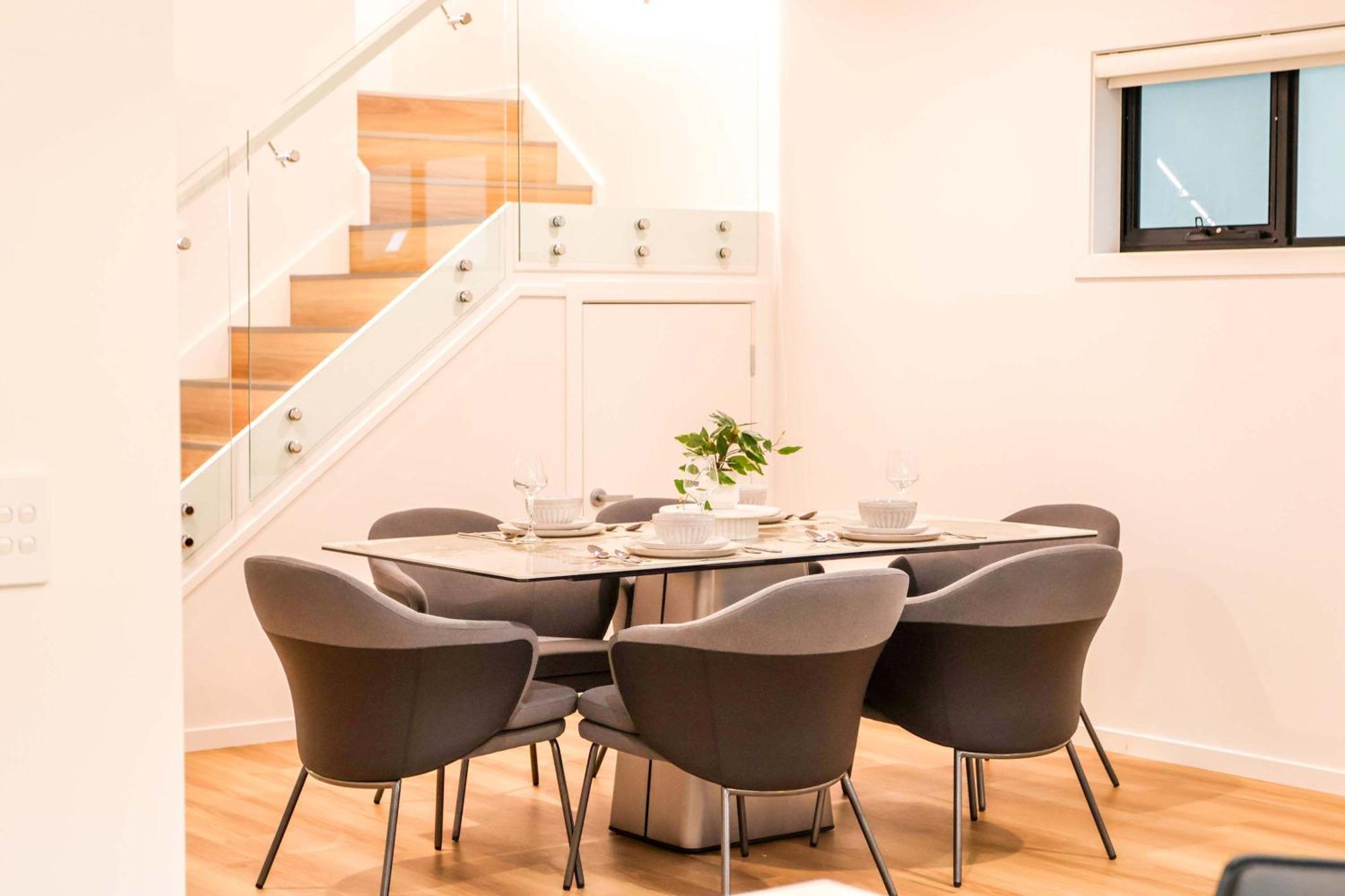 Cassa Aura Place - Modern 4br Homes Holiday home *