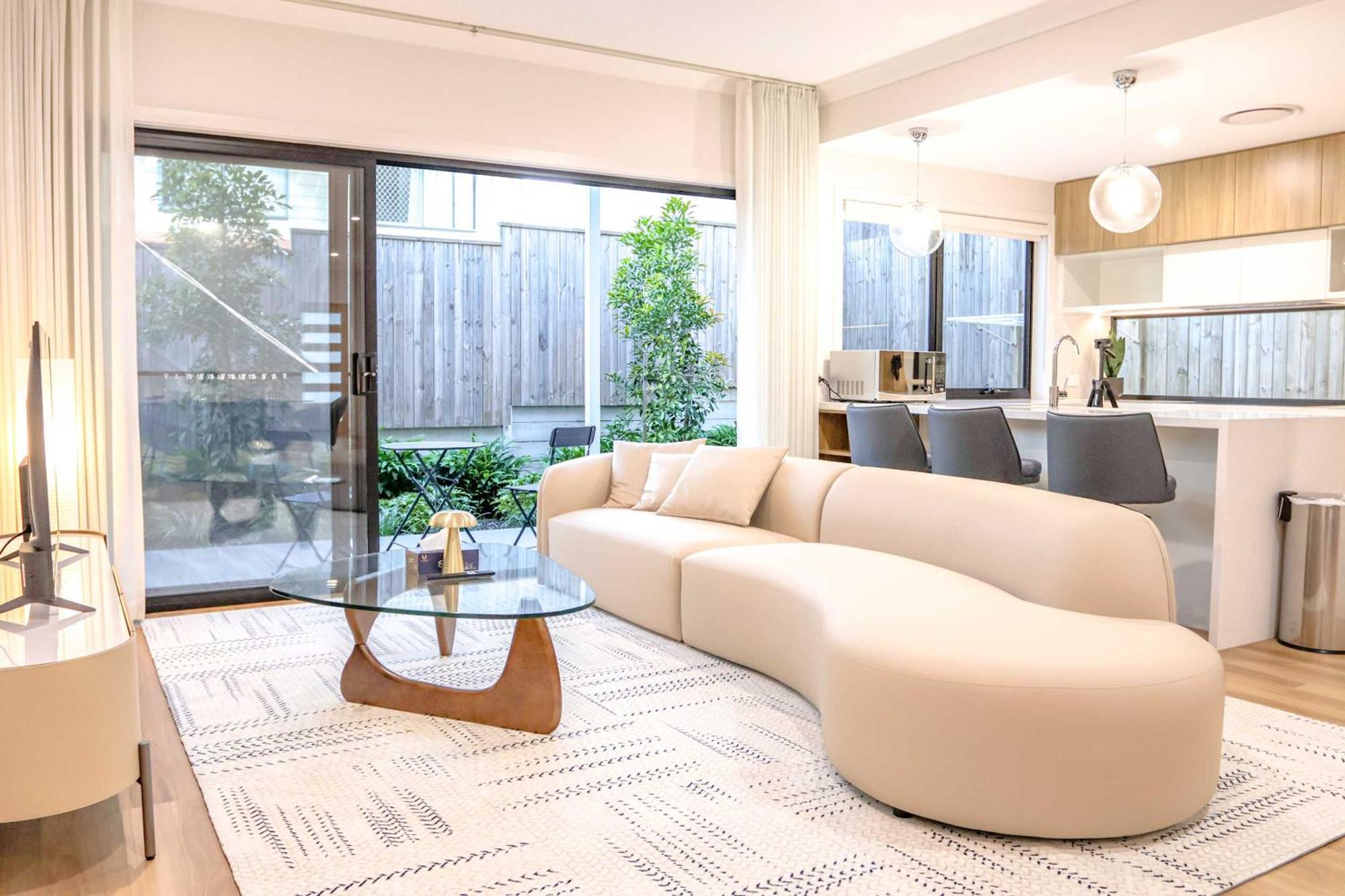 Cassa Aura Place - Modern 4br Homes Holiday home *