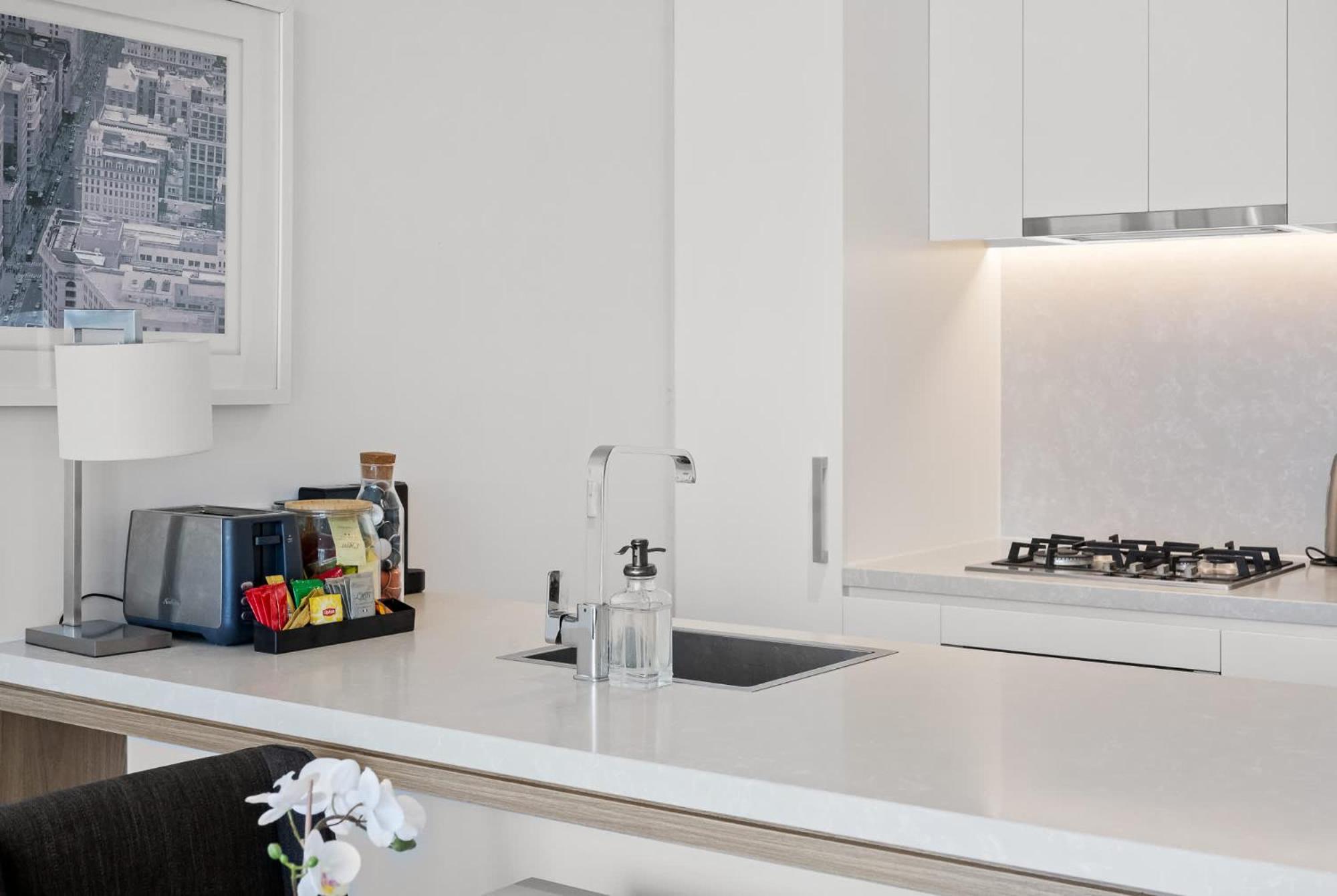 Flatiron - Skyline Executive W Mountain Views Apartment Brisbane