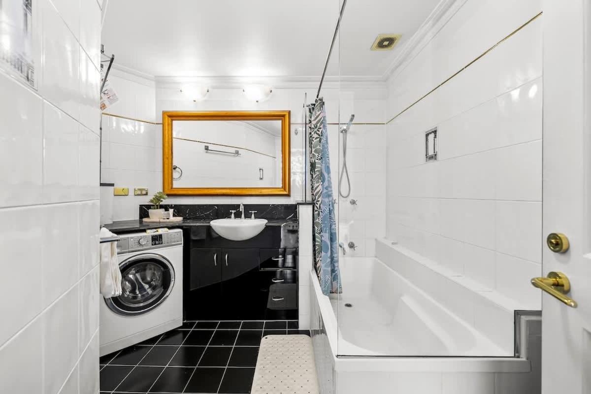 Adina - Perfect & Convenient Pad Apartment