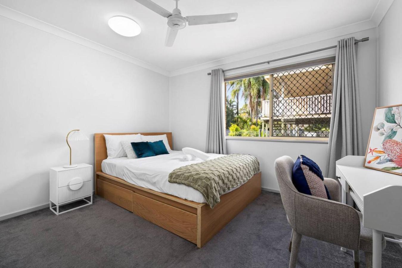 Duplex With 2 Private Homes Dual Units Acacia1&2 Apartment Brisbane