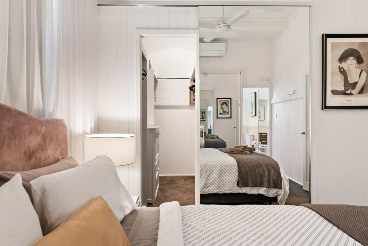 Luxe Inner-city With Views - Teneriffe Holiday home