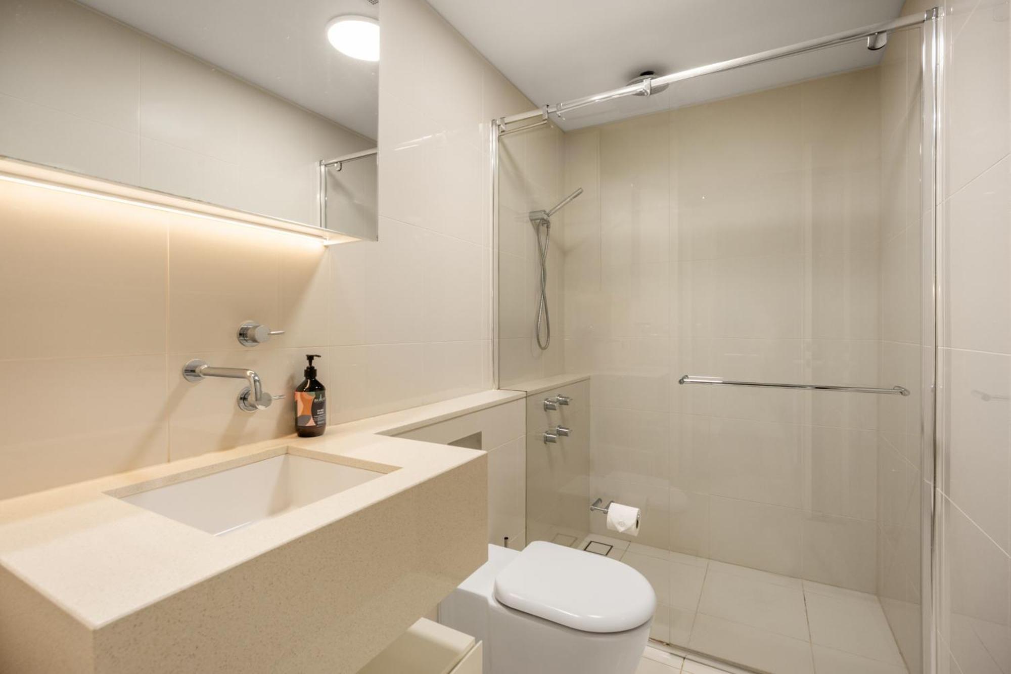 Apartment Riverside Lux 2bed 2bath Parking Brisbane