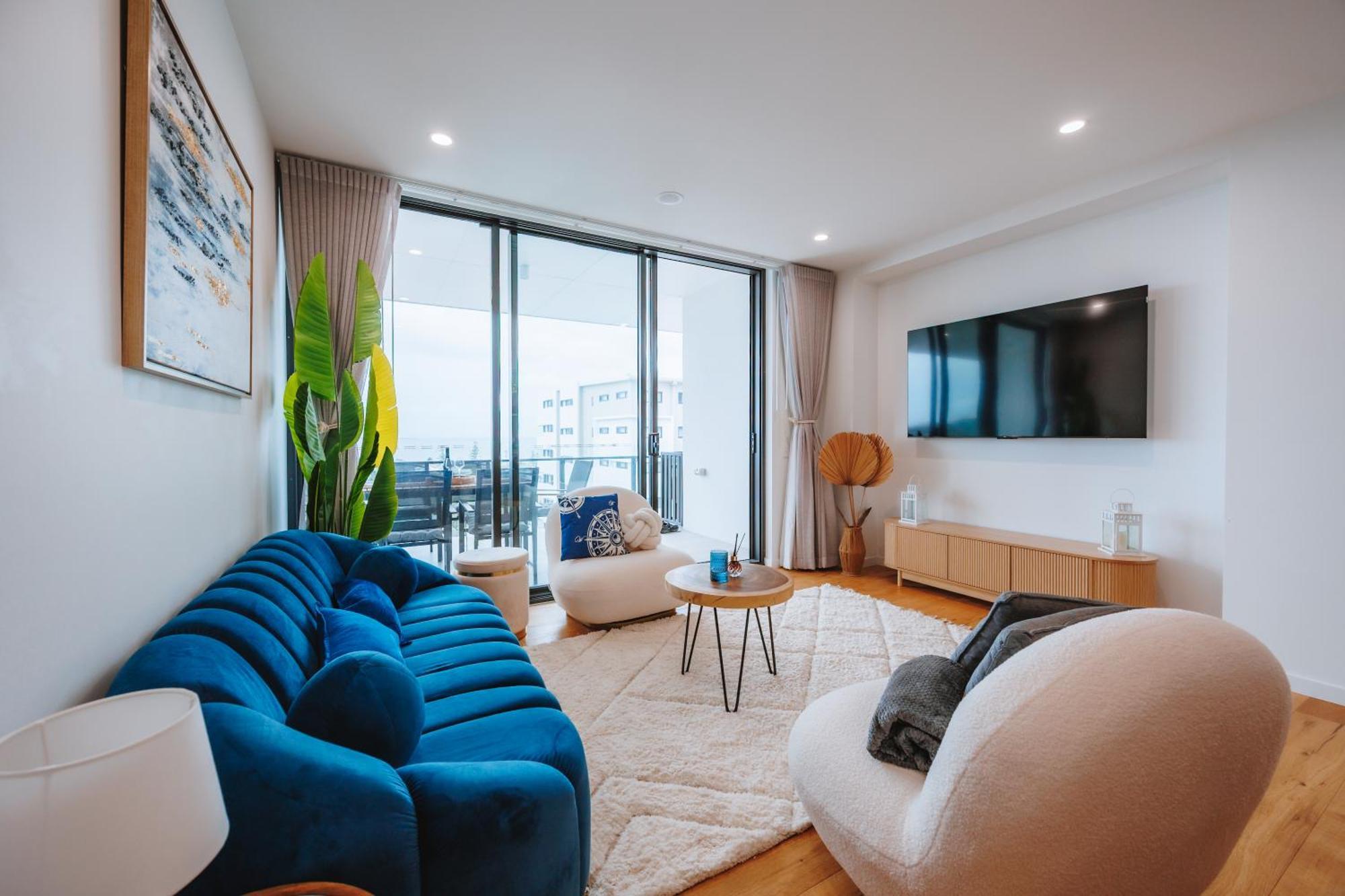 Apartment 3-bedroom With Sea View, Rooftop Pool, Study & Free Parking