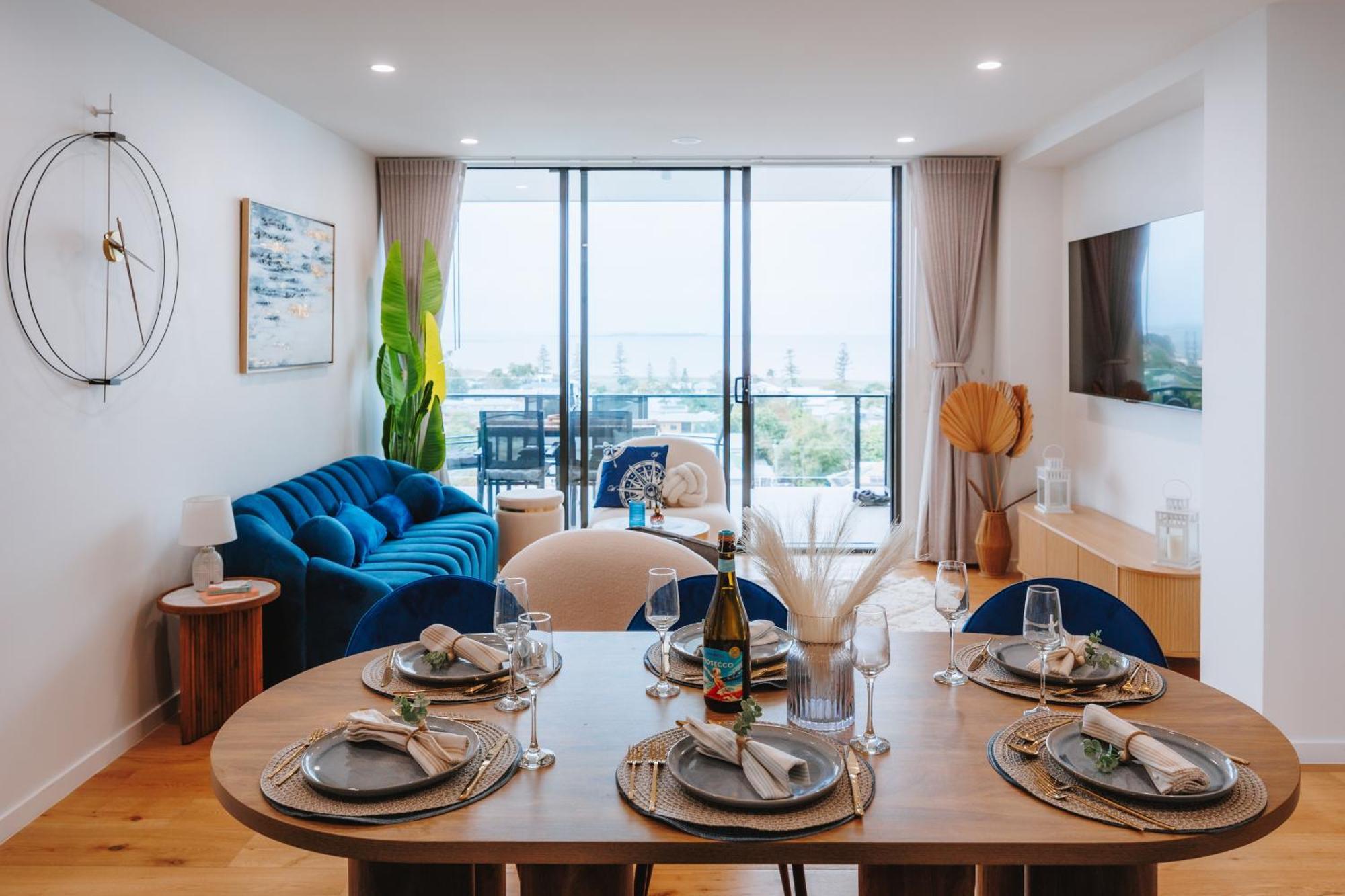 Apartment 3-bedroom With Sea View, Rooftop Pool, Study & Free Parking