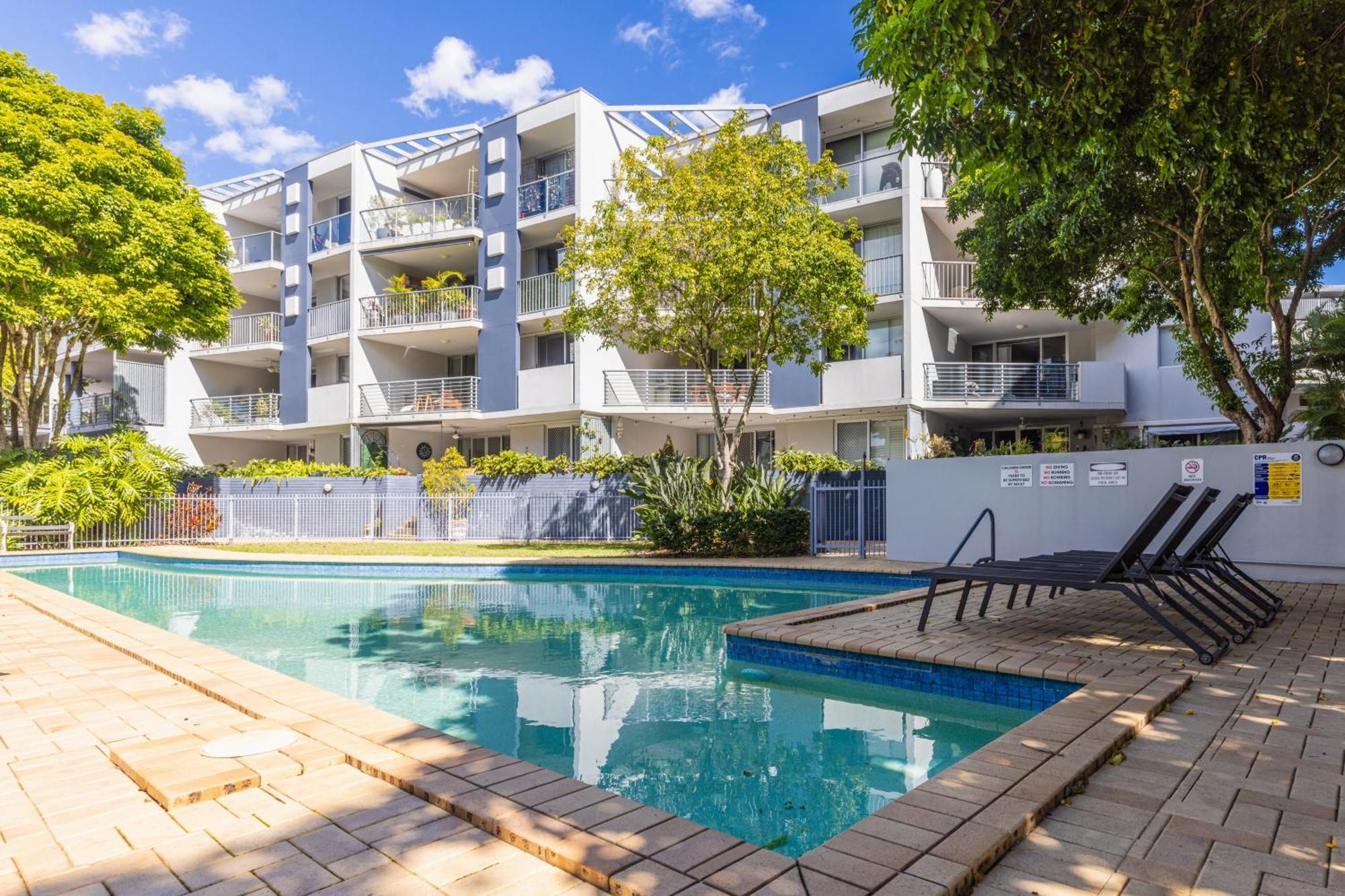 Stylish Heritage 2br Loft Near And River With Pool And Free Parking Apartment Brisbane