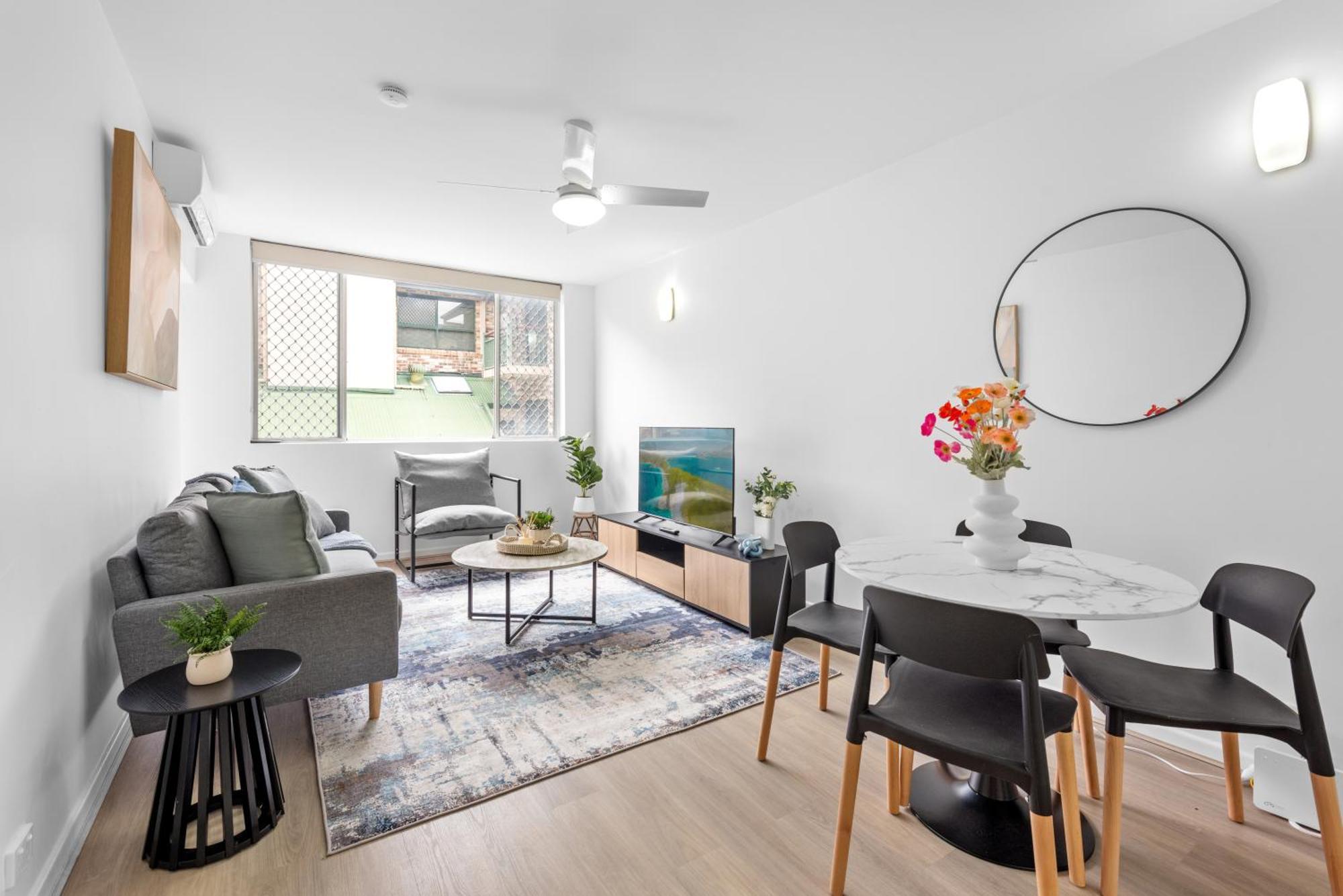 Sunny 1br Near Hospital, Qut & Cbd With Parking! * Brisbane