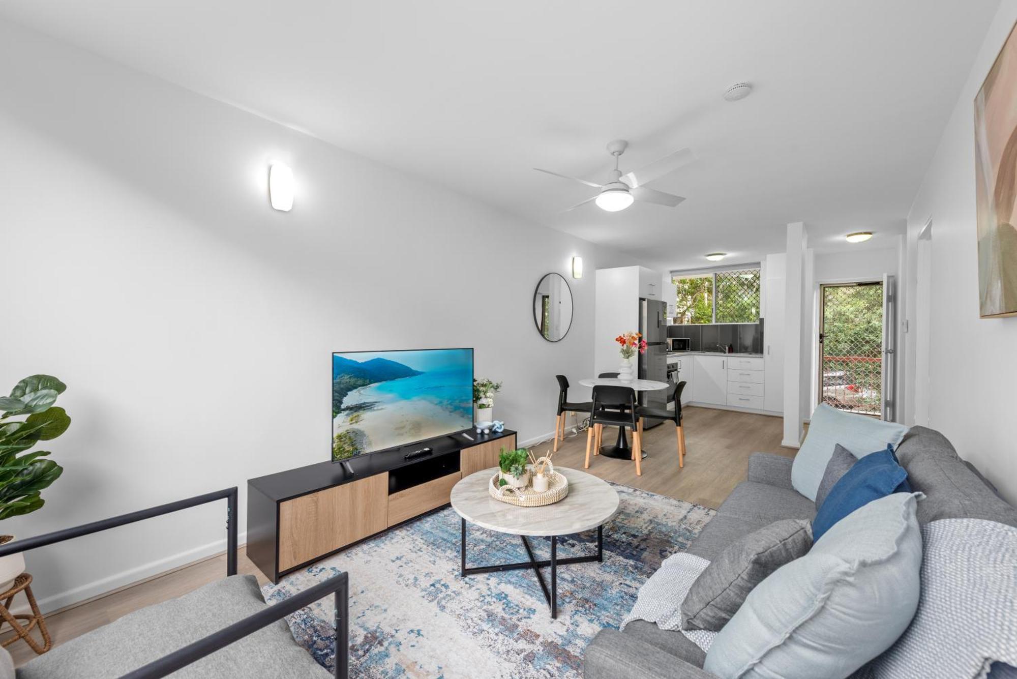 Sunny 1br Near Hospital, Qut & Cbd With Parking! Apartment Brisbane