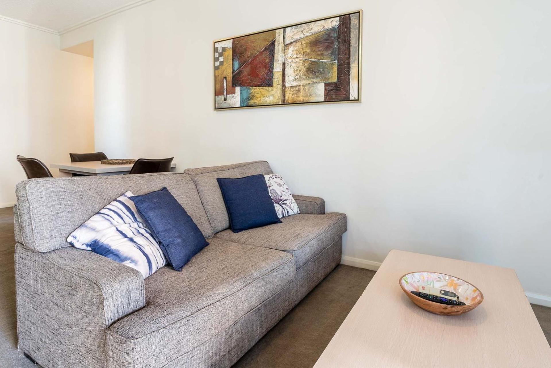 Apartment Skyline Viewpoint Escape Parking - Pool - Gym Brisbane