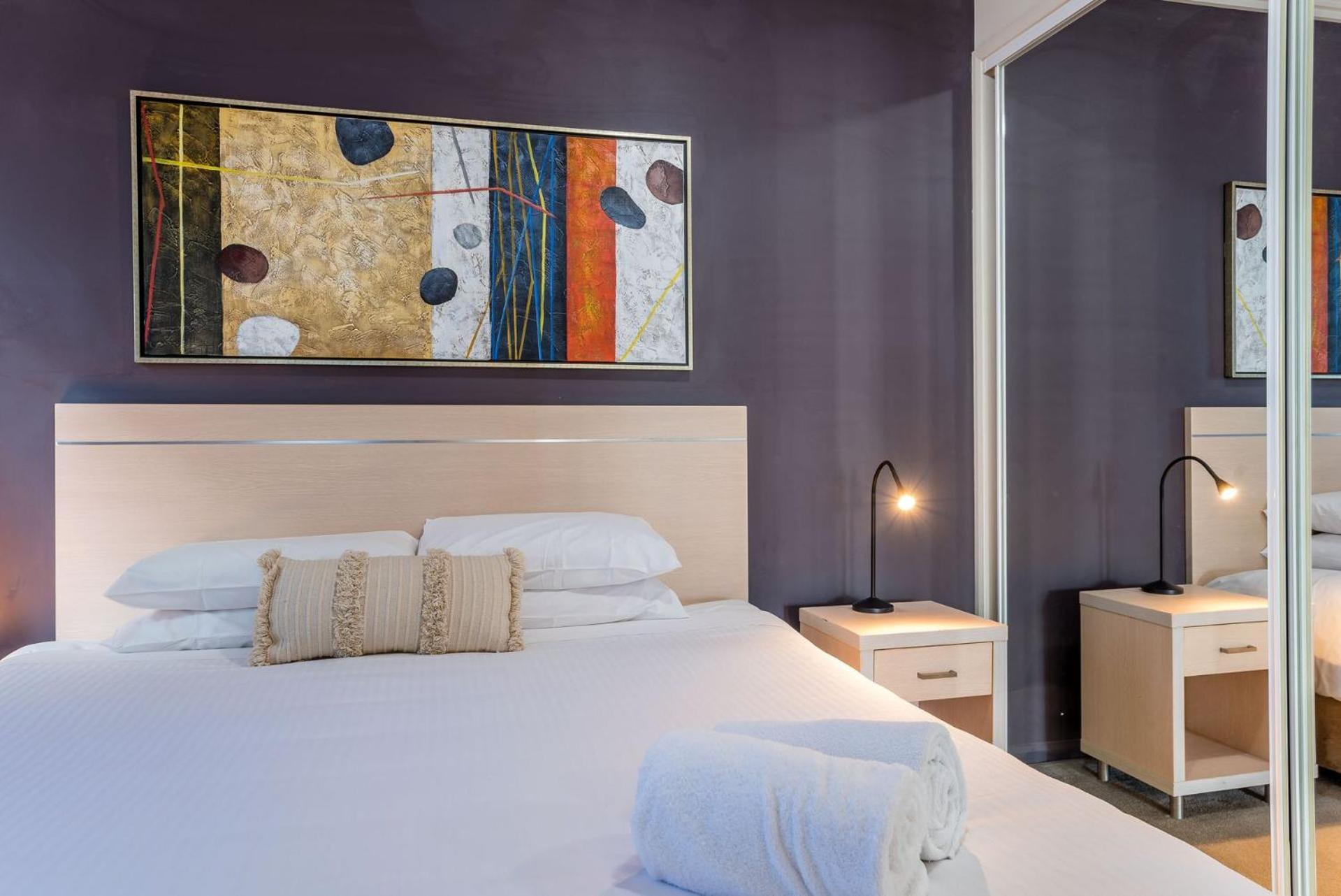 Skyline Viewpoint Escape Parking - Pool - Gym * Brisbane