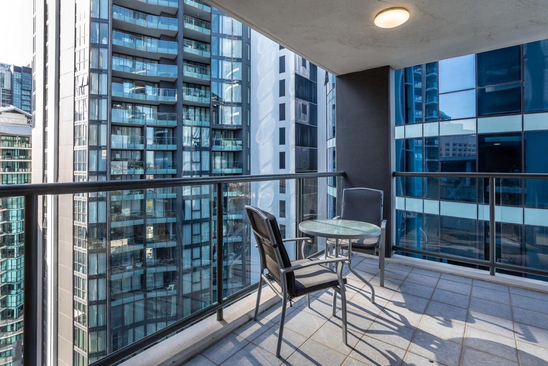 Skyline Viewpoint Escape Parking - Pool - Gym Apartment Brisbane