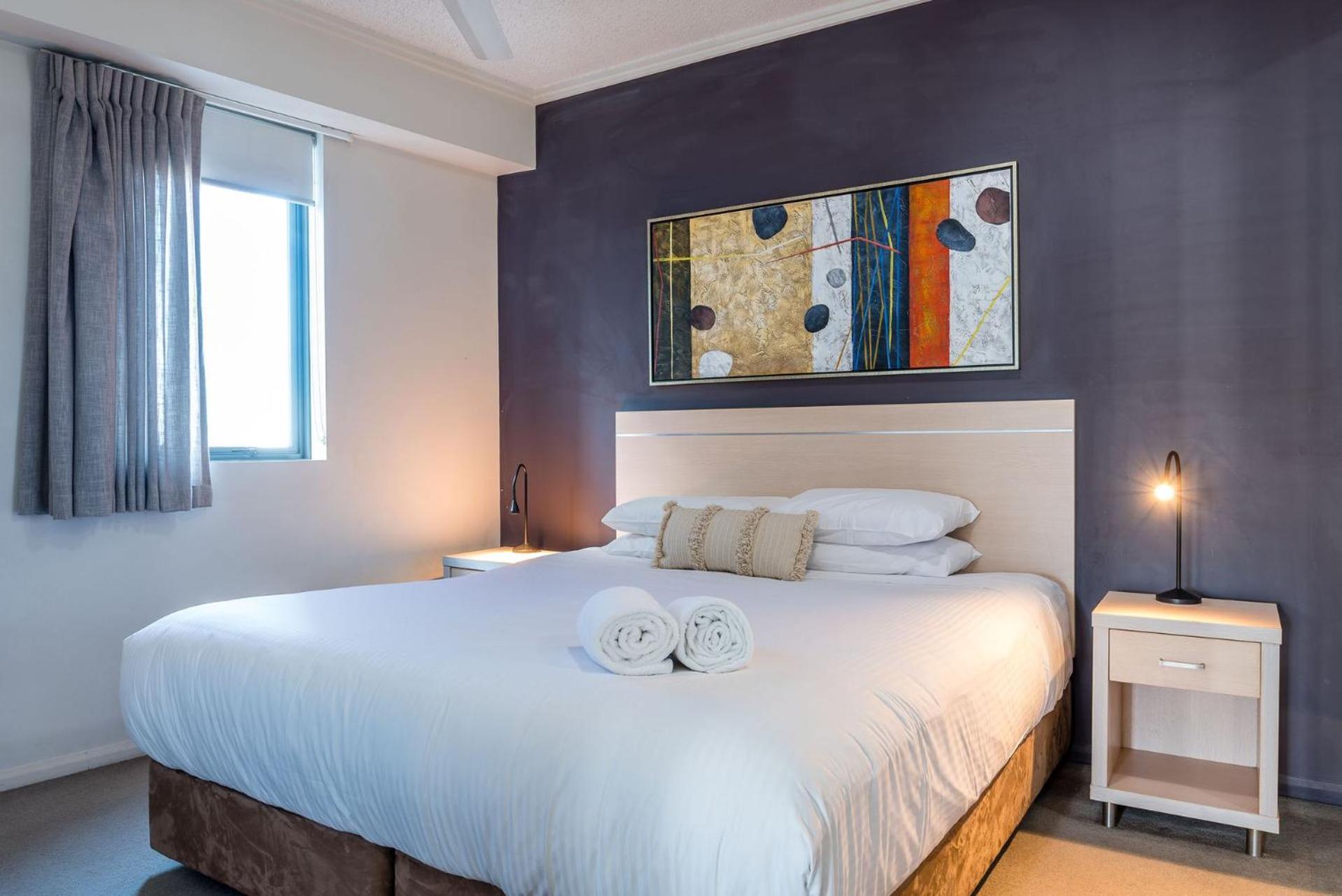 Skyline Viewpoint Escape Parking - Pool - Gym Apartment *