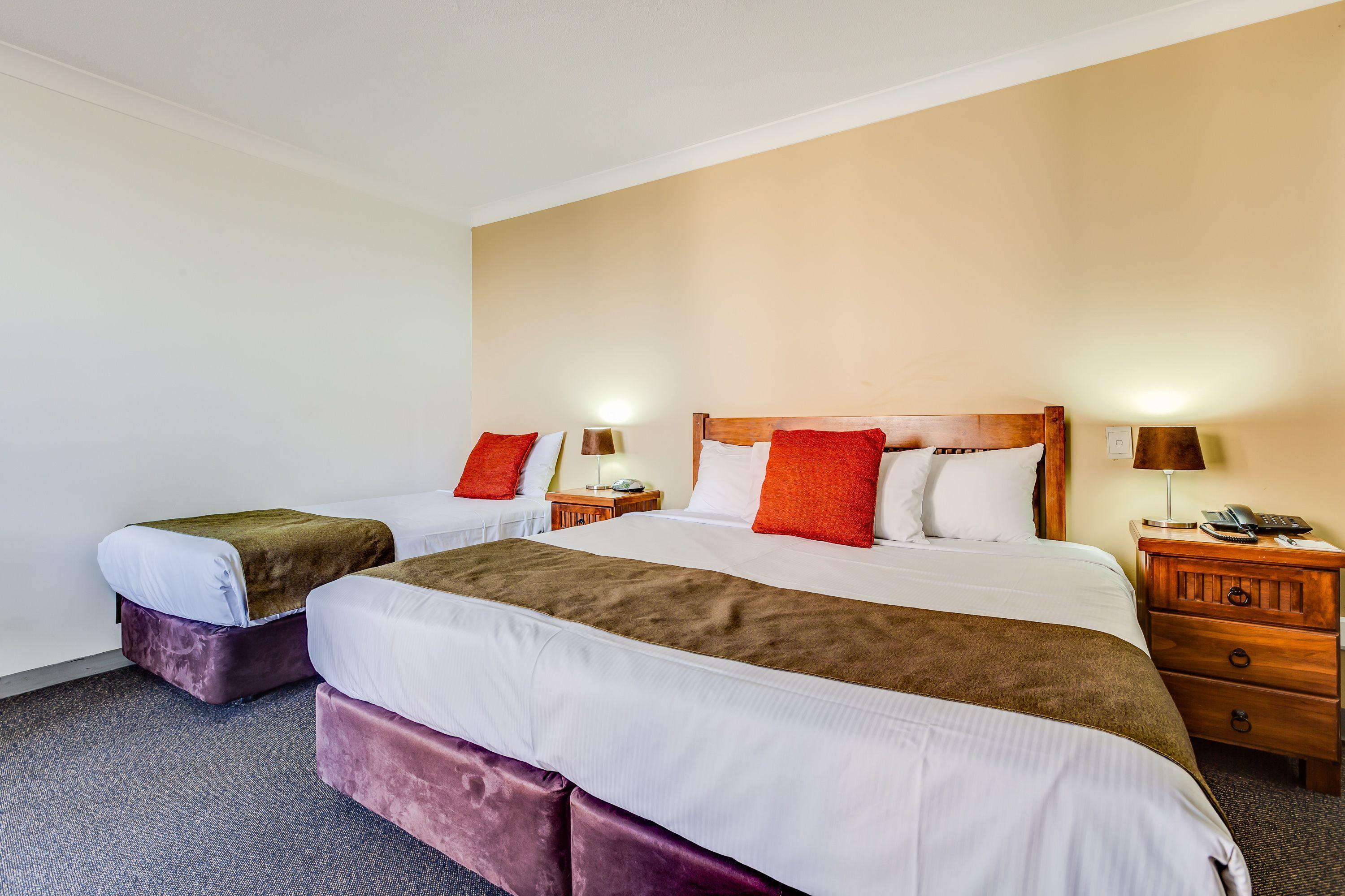 Hillcrest Aparthotel