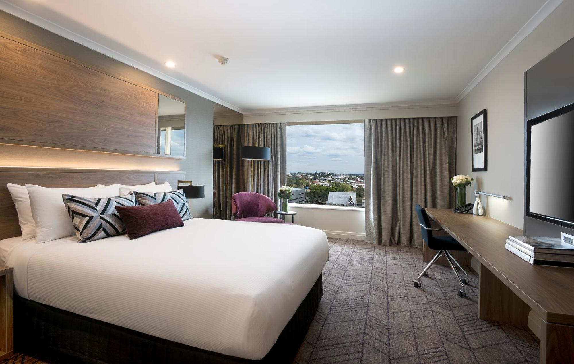 Rydges South Bank 4*