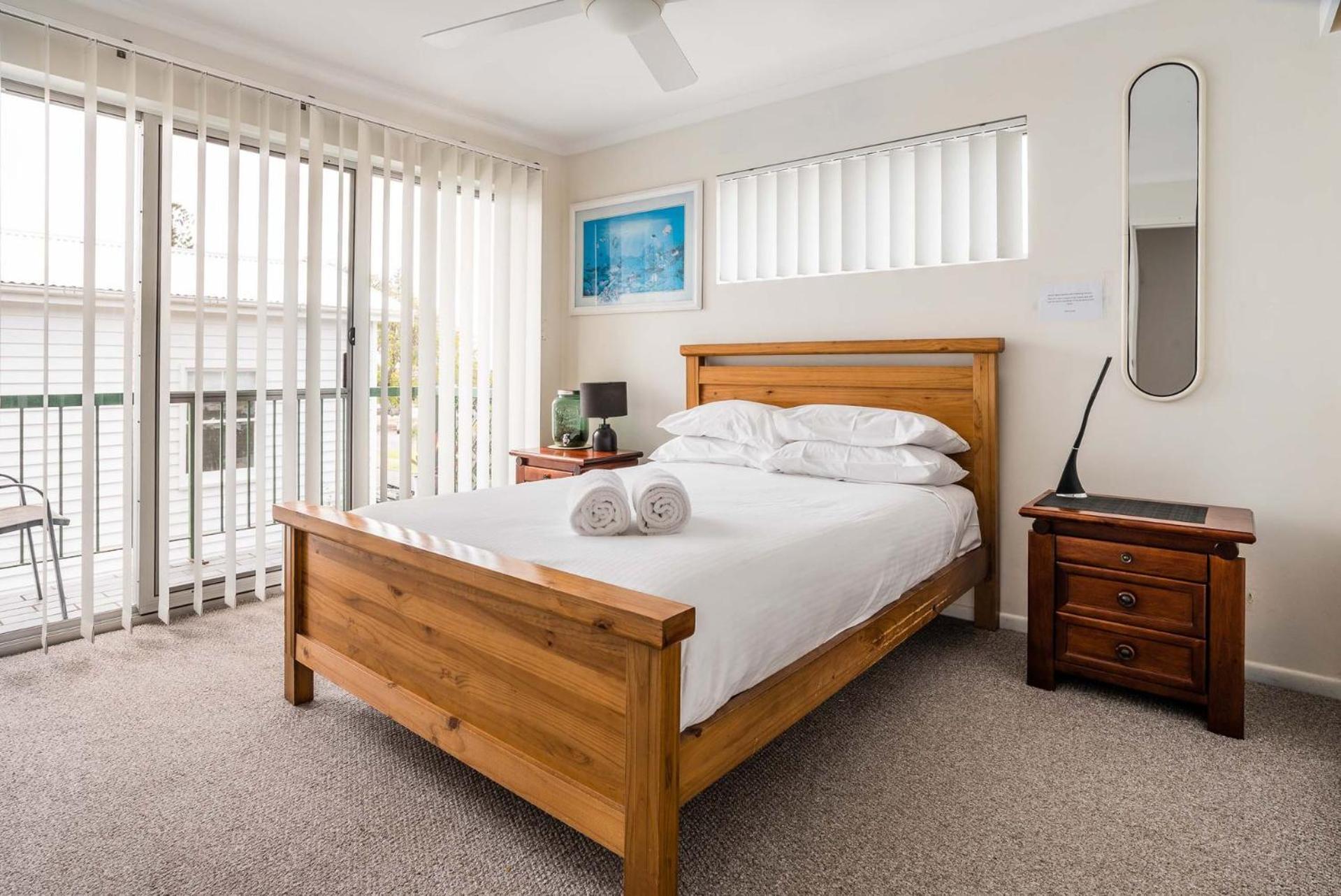 Apartment Bayside Breeze Seaside Serenity Brisbane