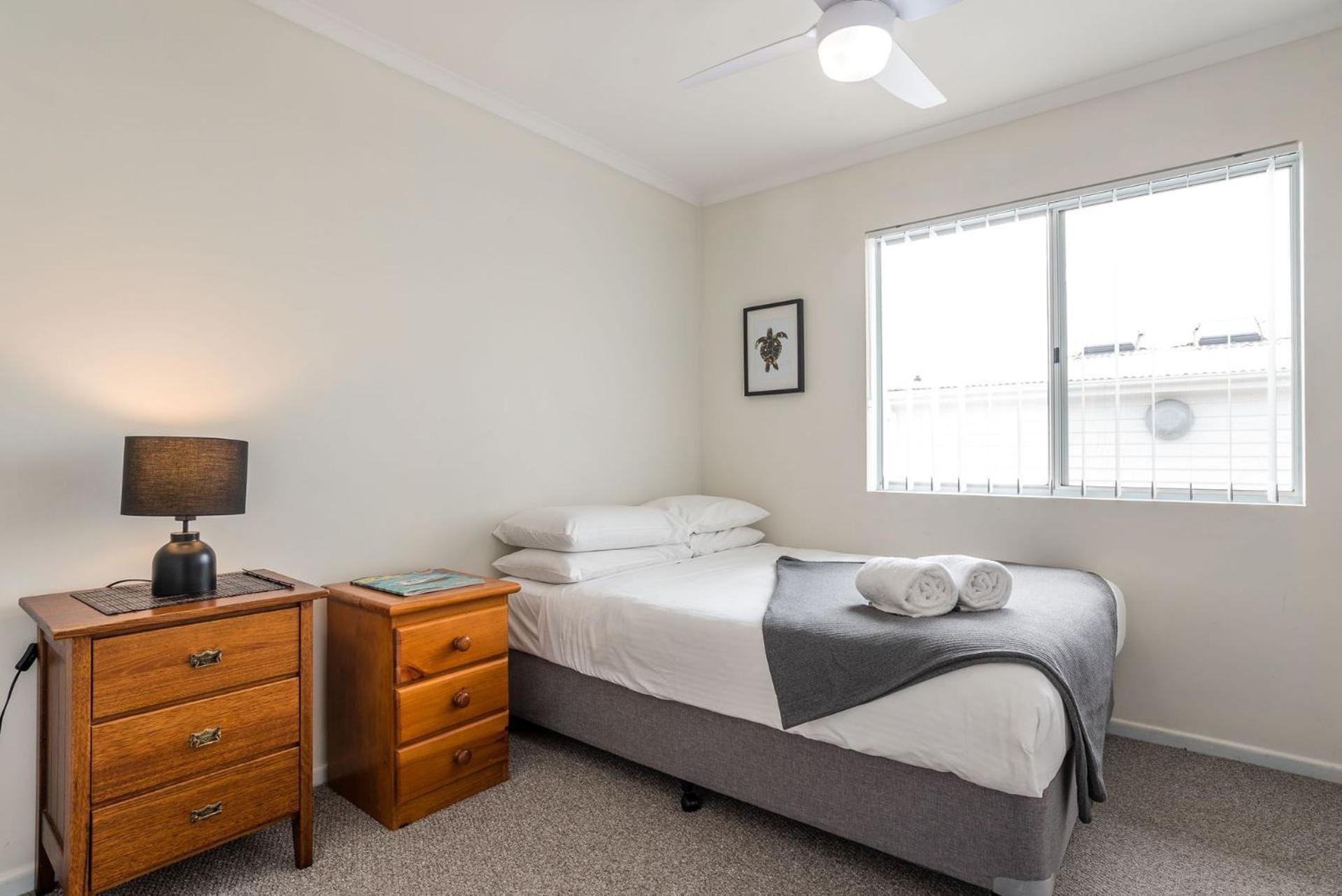 Bayside Breeze Seaside Serenity