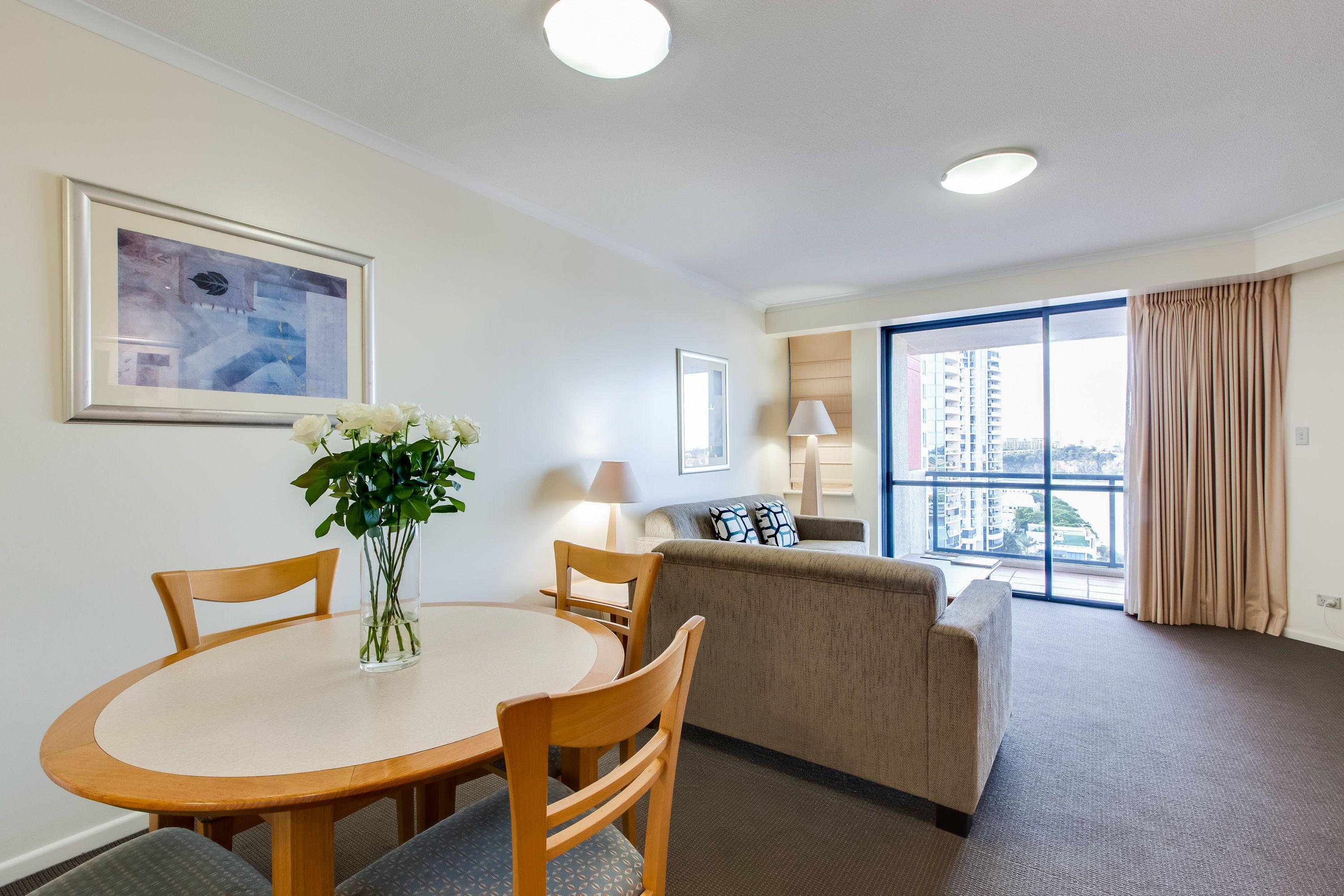 Aparthotel Dockside 4*