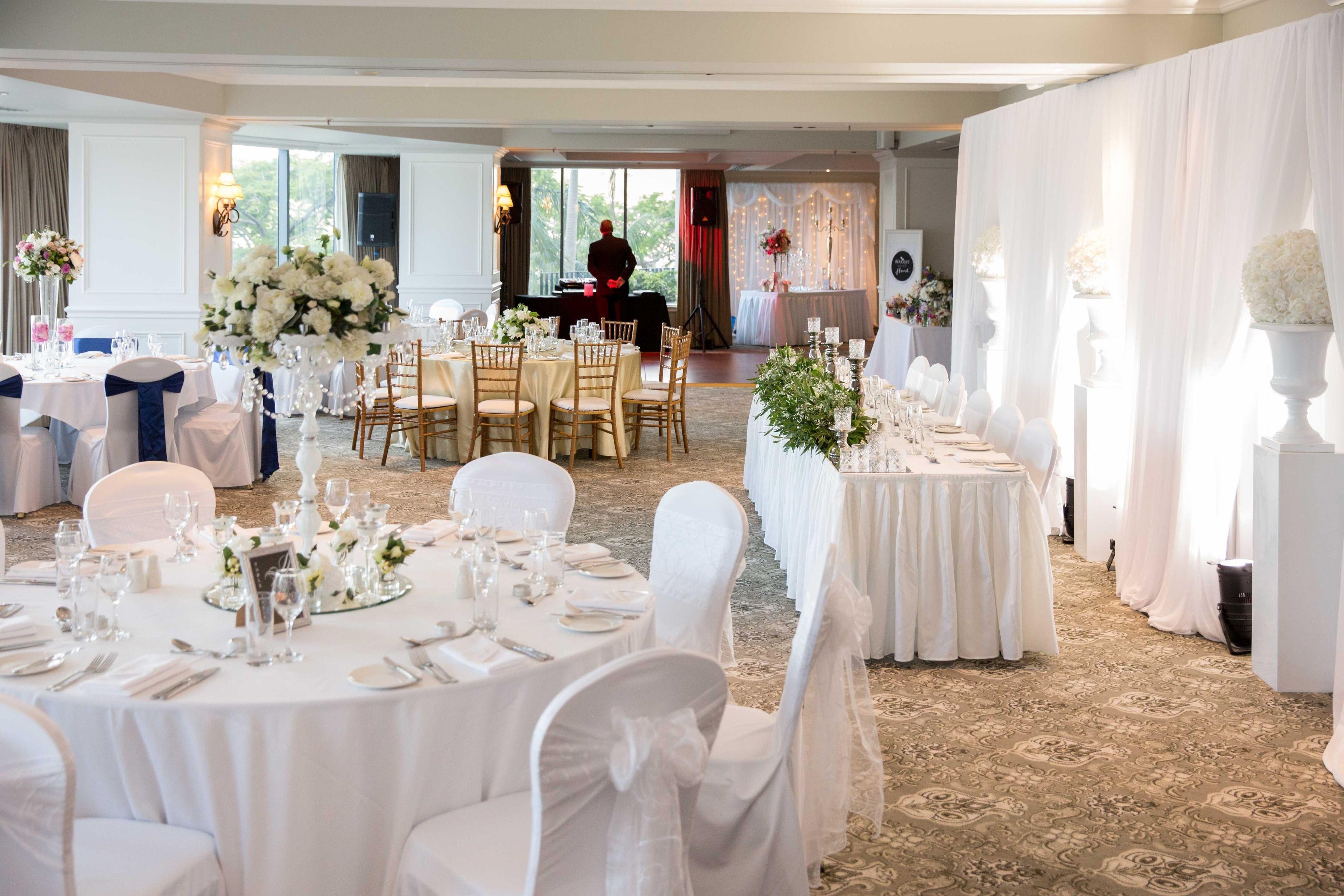 Hotel Stamford Plaza 5*