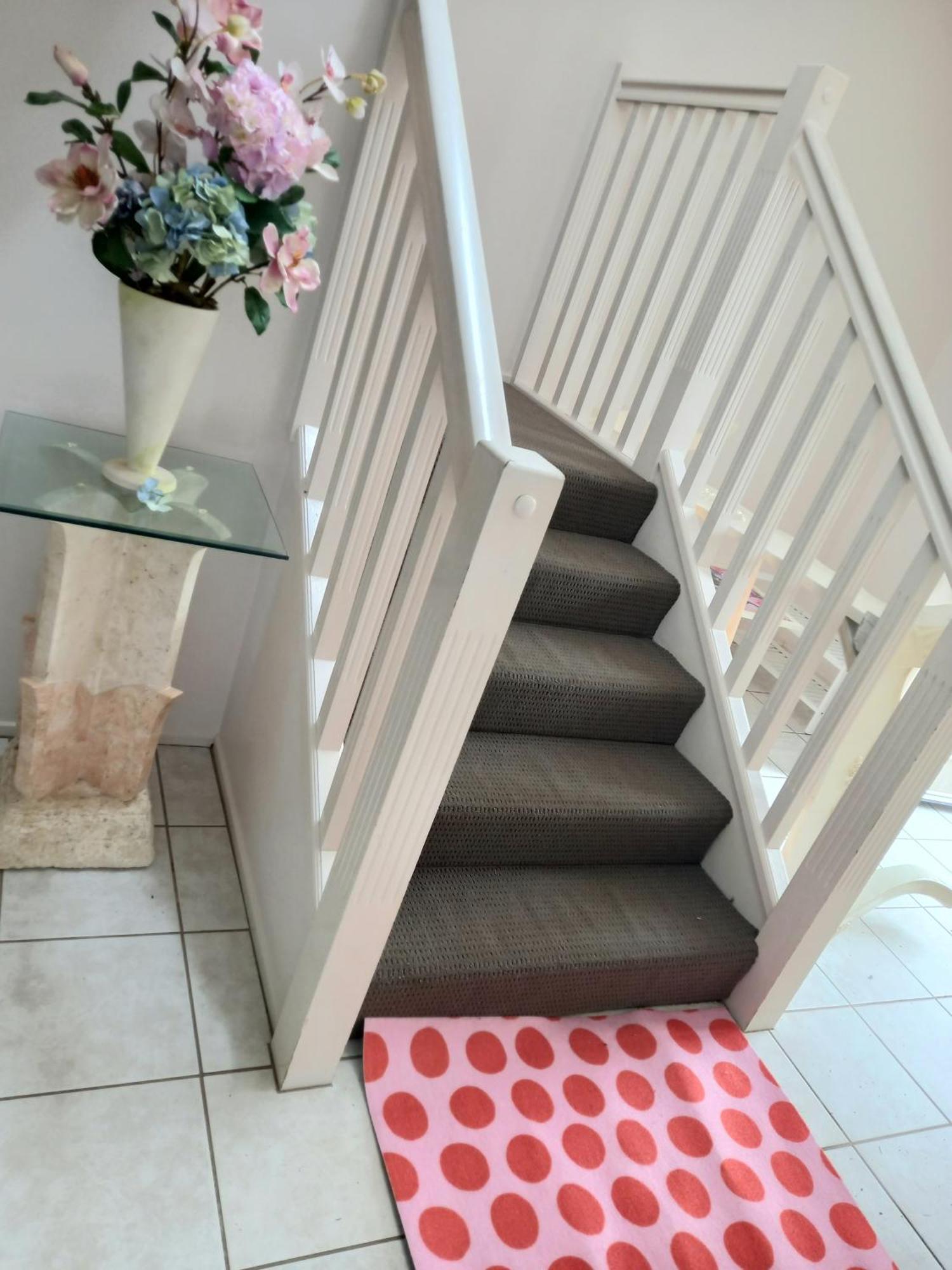 3mins Walk To Shopping Centre&city Bus, Airport Guest house