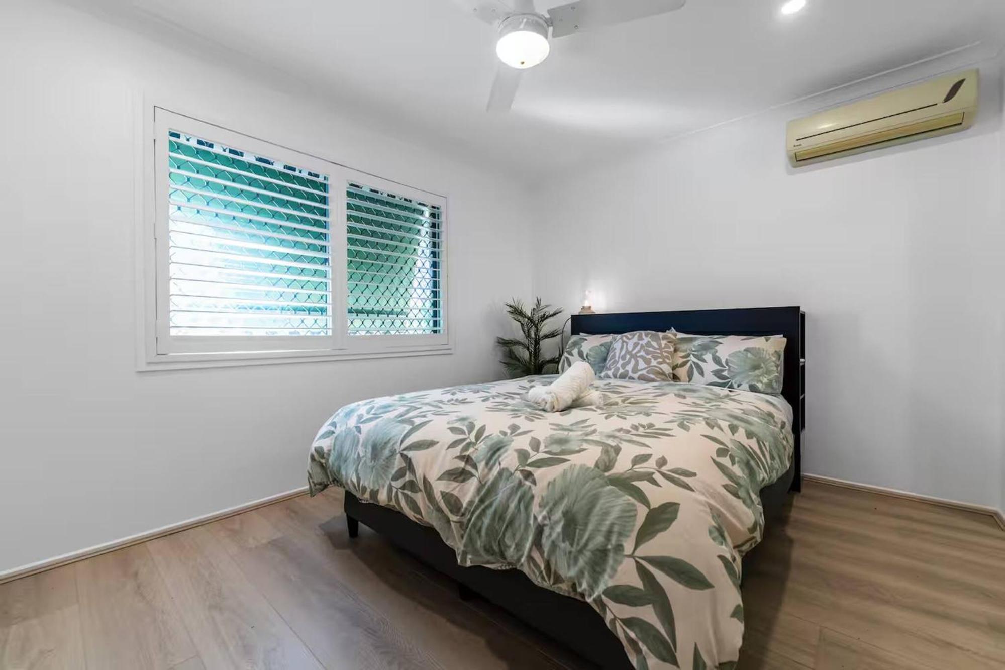 Holiday home 3br Family House In Sunnybank Hills With Free Parking - Near Bne