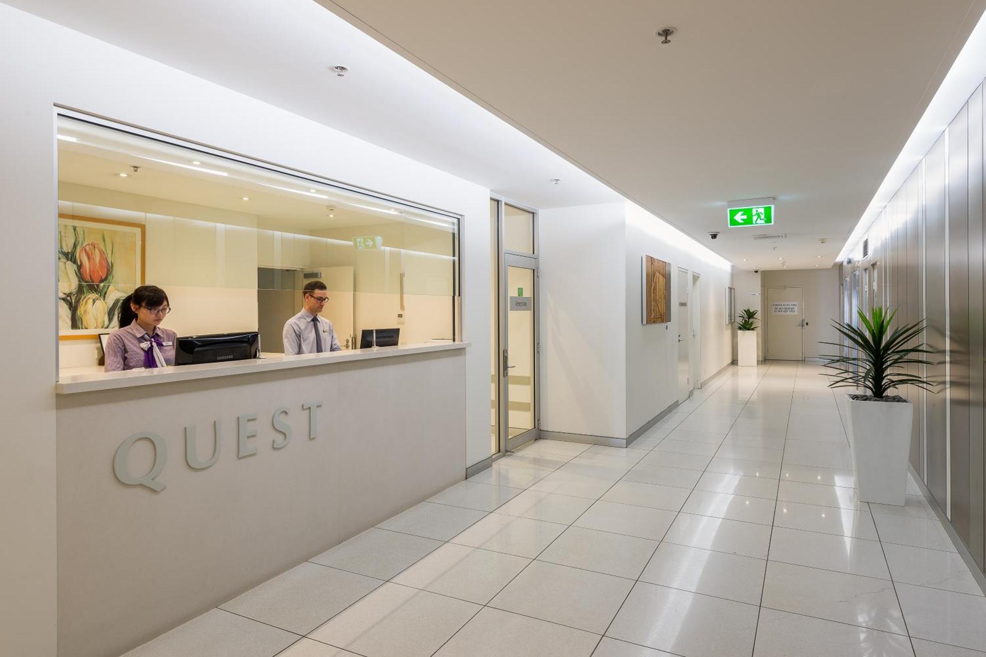 Aparthotel Quest River Park 5*