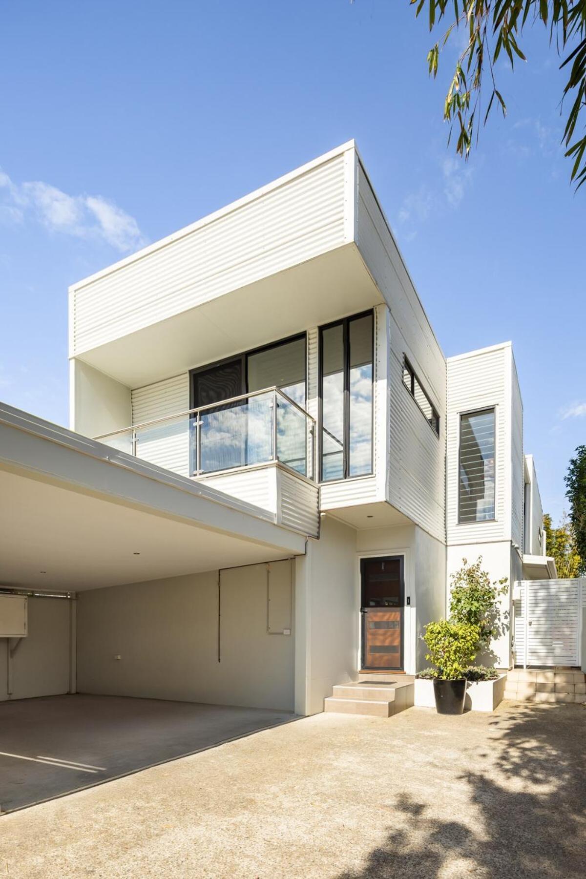 Ponte, 3br Villa, Private Pool In New Farm *