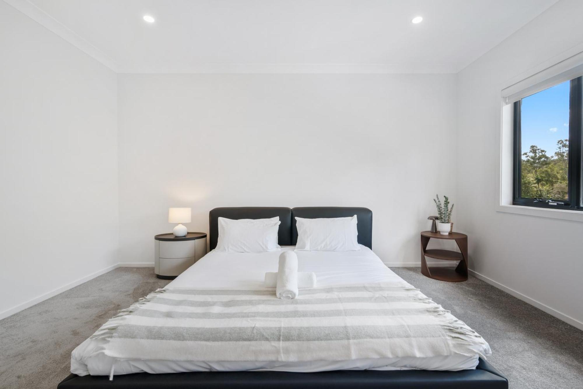 Cassa Aura Place - Modern 4br Homes Holiday home *