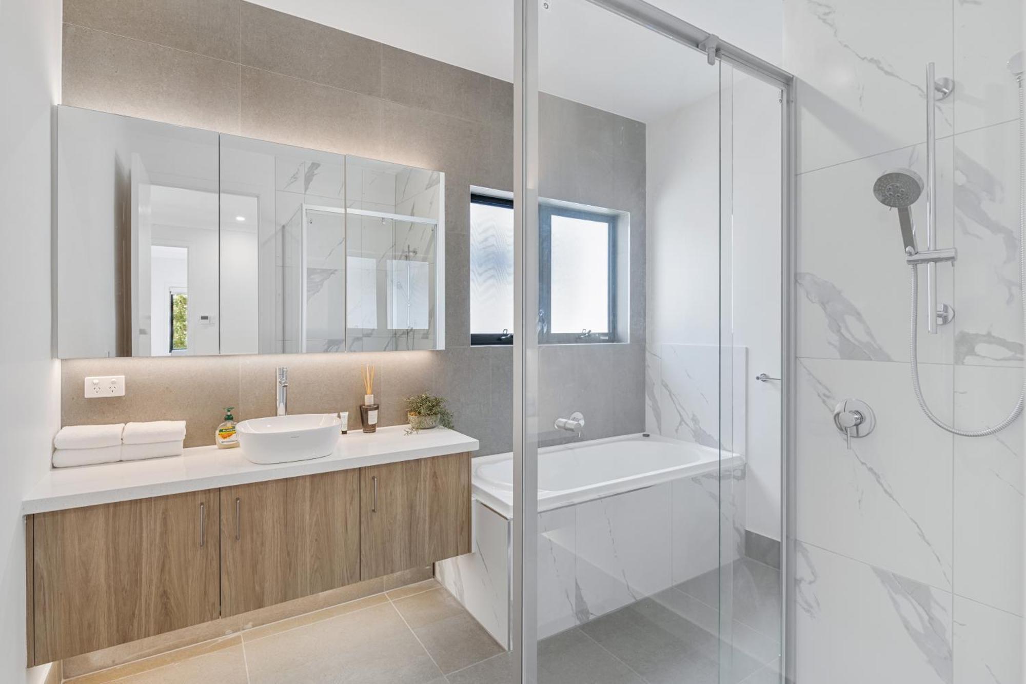 Cassa Aura Place - Modern 4br Homes * Brisbane