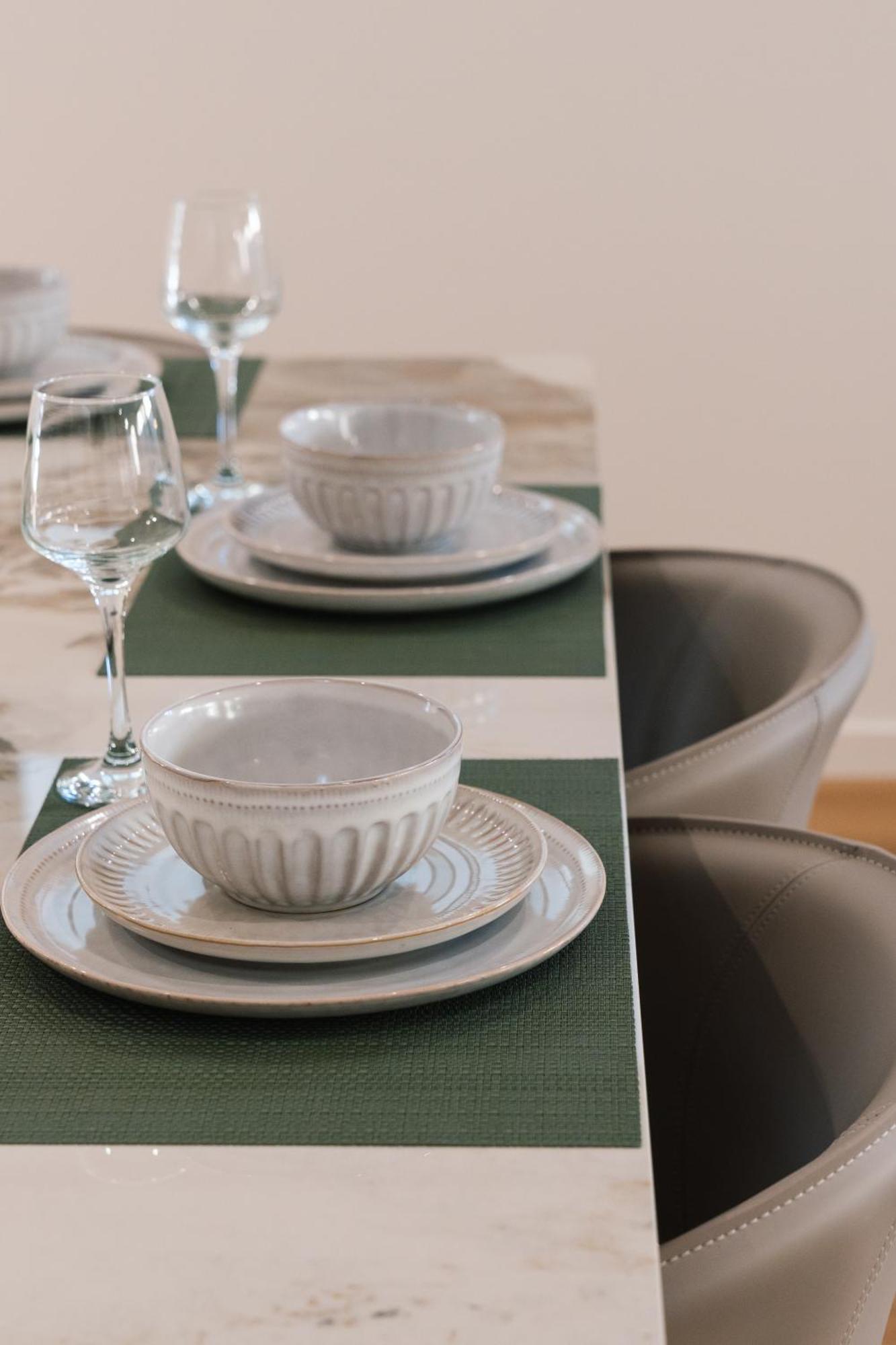 Cassa Aura Place - Modern 4br Homes Brisbane