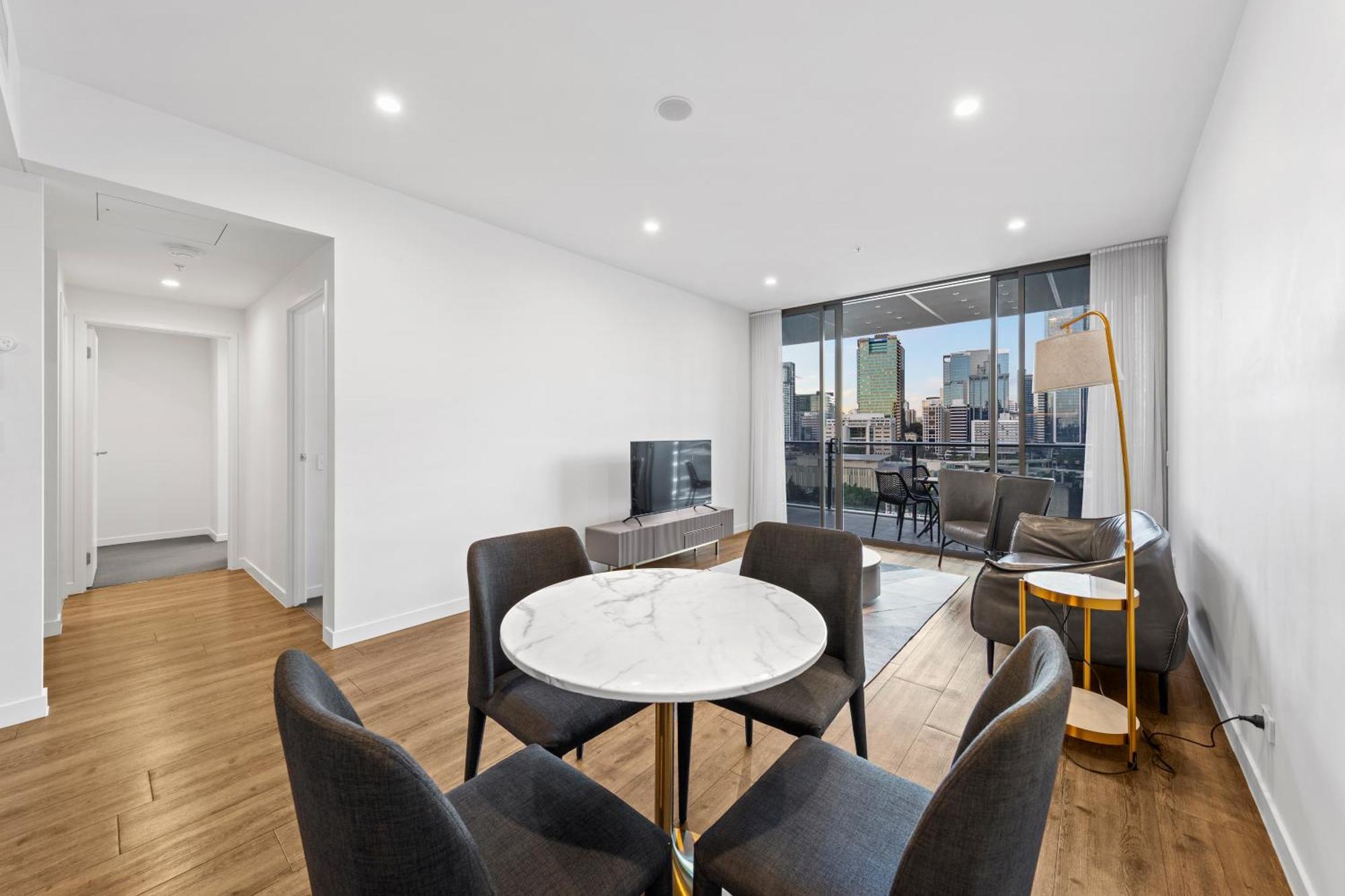 Apartment Soft Glow Serene Lucid 2br Brisbane