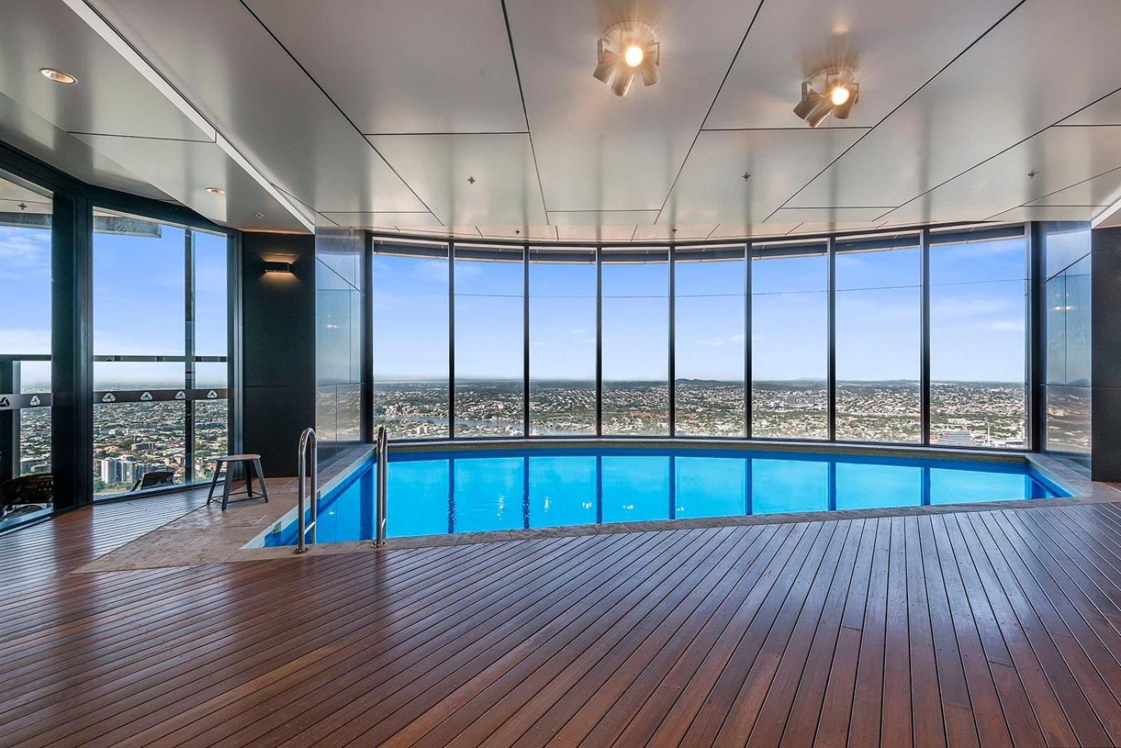 Stunning 2br - Tallest Building In Cbd Pool, Gym Brisbane
