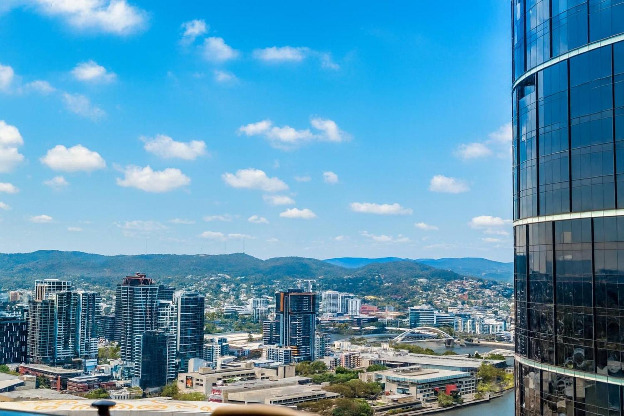 2bedroom Gleaming Riverfront - View Free Carpark Brisbane