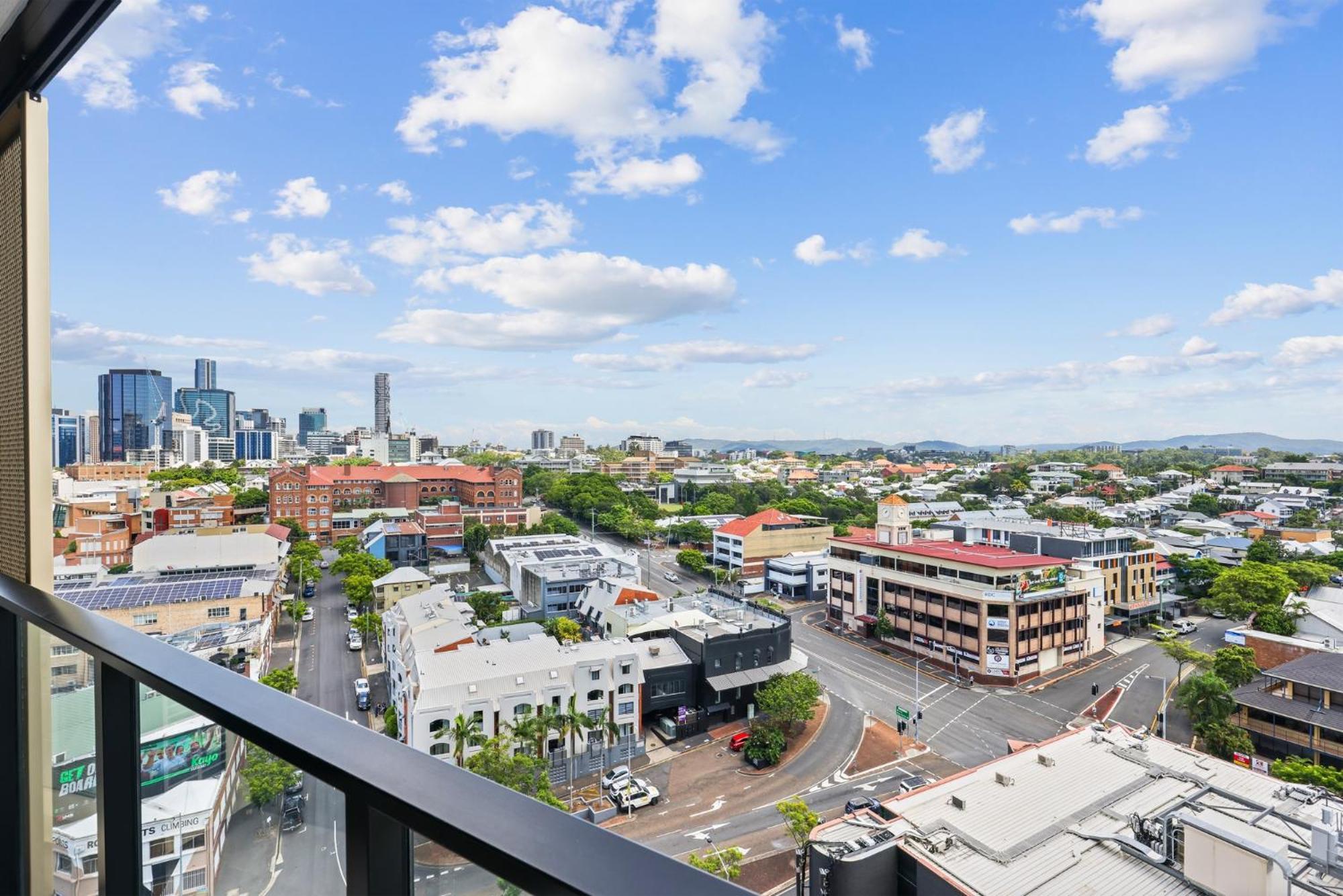 Apartment Chic 1-bedroom With Pool And Gym *