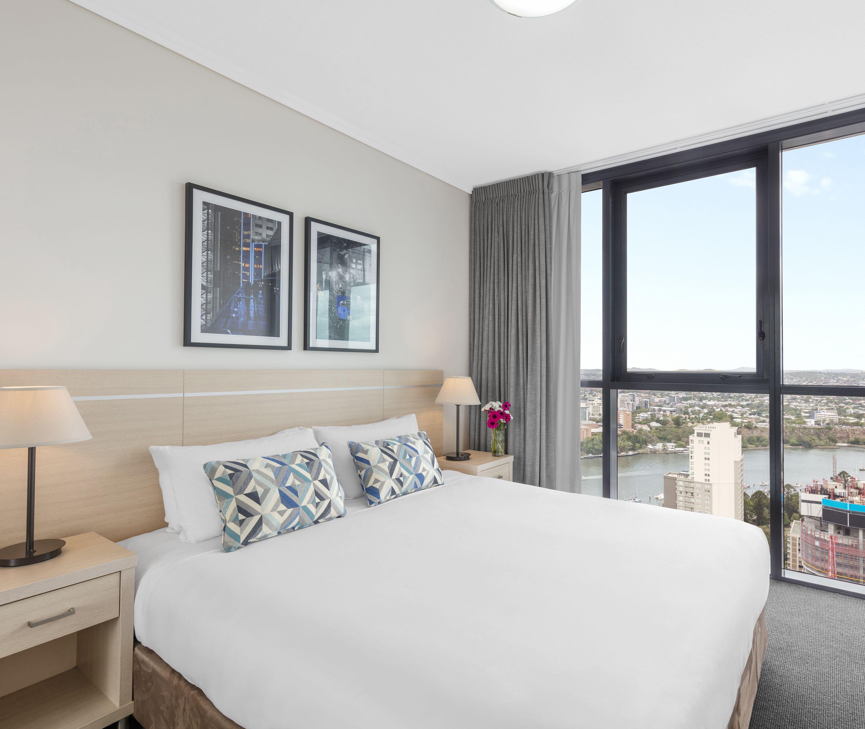 Oaks On Charlotte Aparthotel 4*