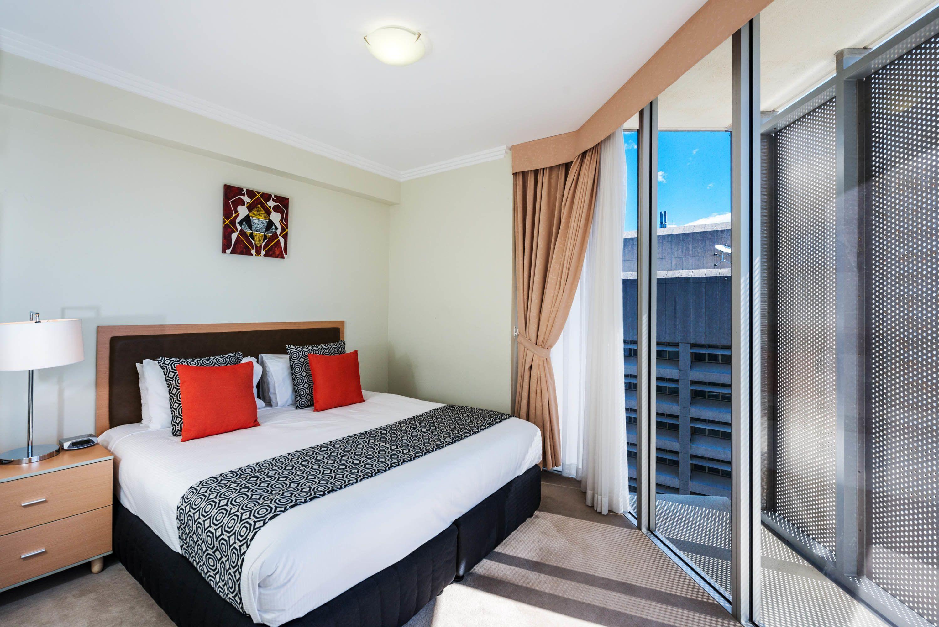 Aparthotel Mantra On Mary 4*
