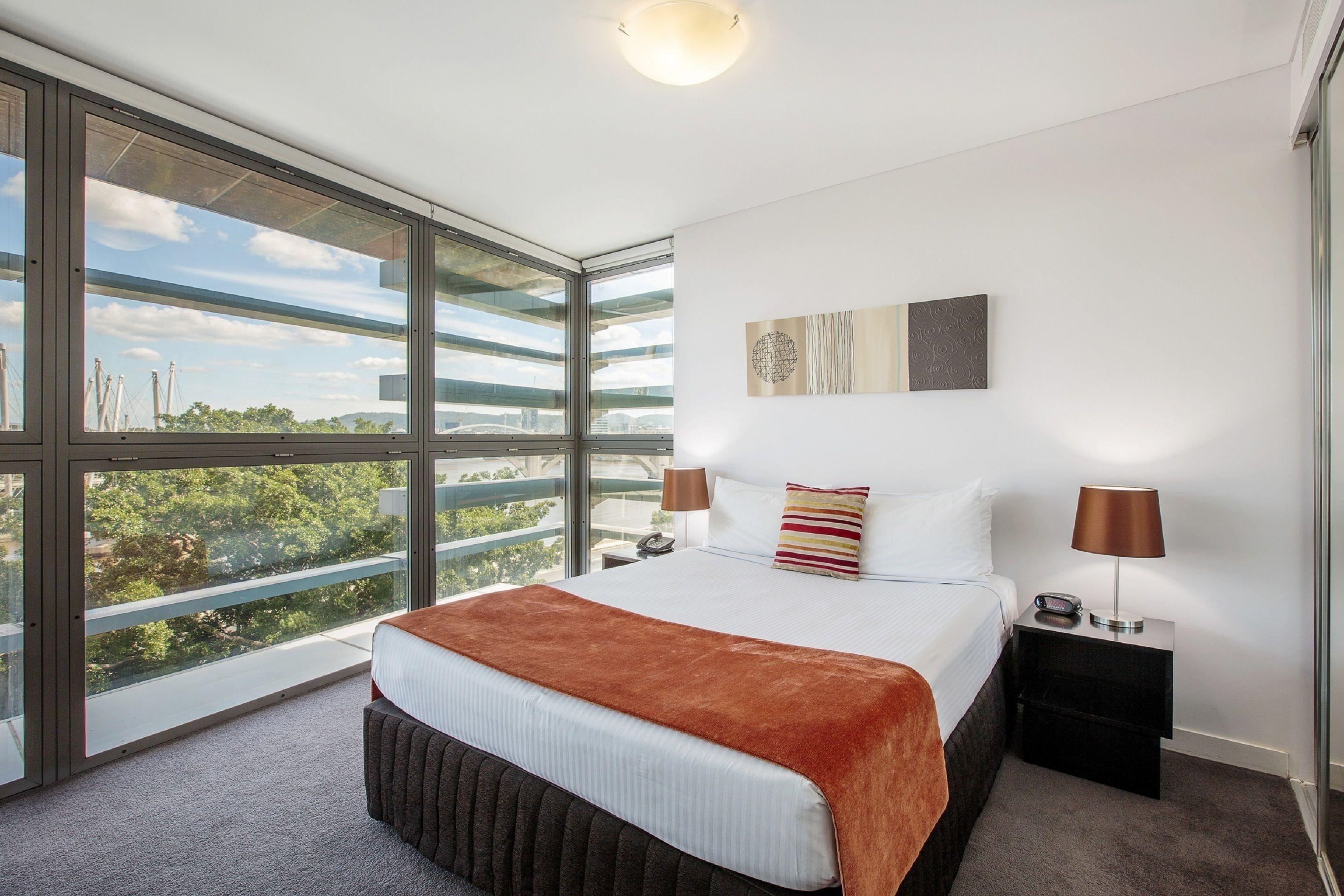 Evolution Aparthotel