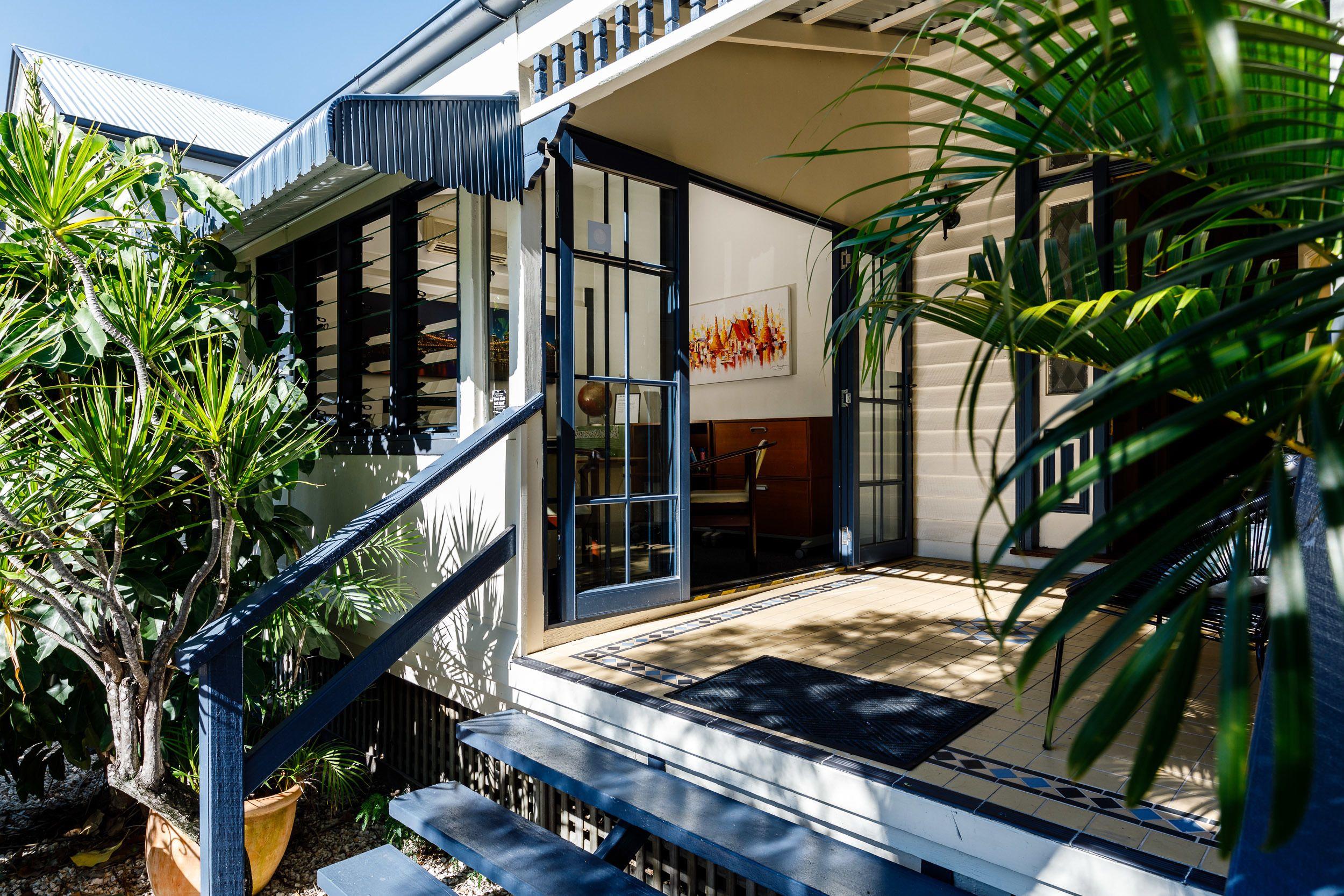 Bowen Terrace Motel 3*