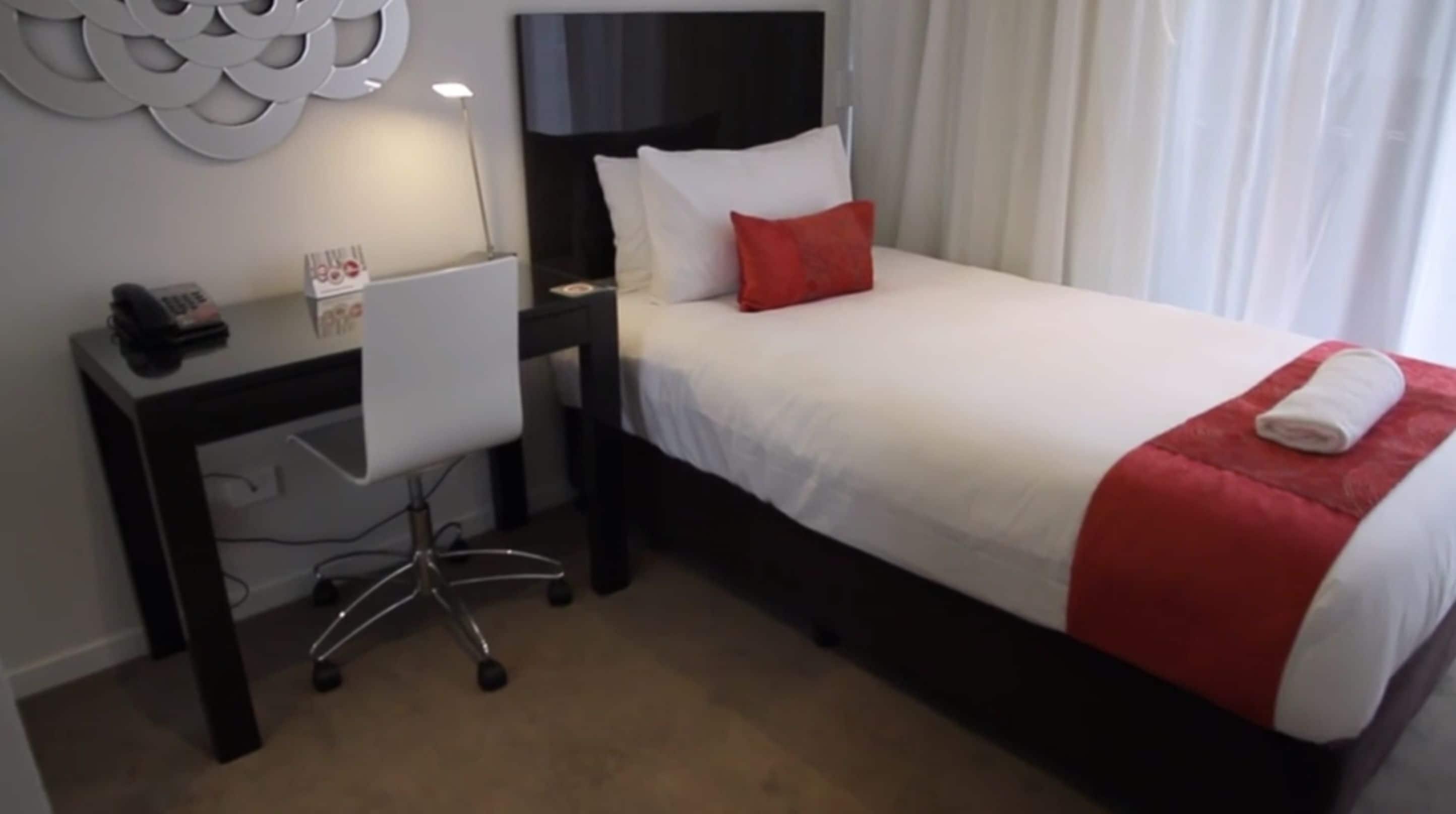 Aparthotel Mantra Midtown 4*