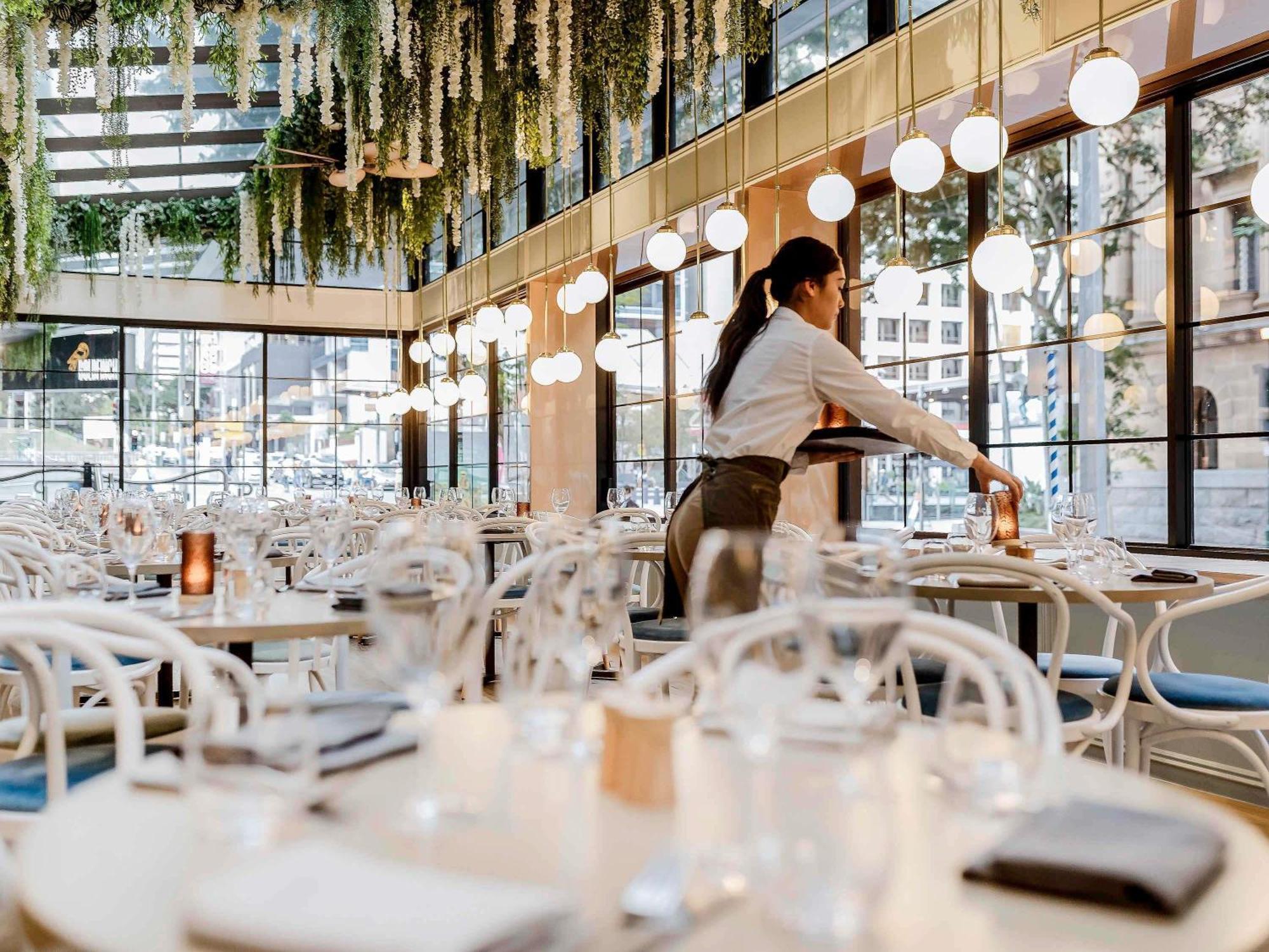 Pullman King George Square 5* Brisbane