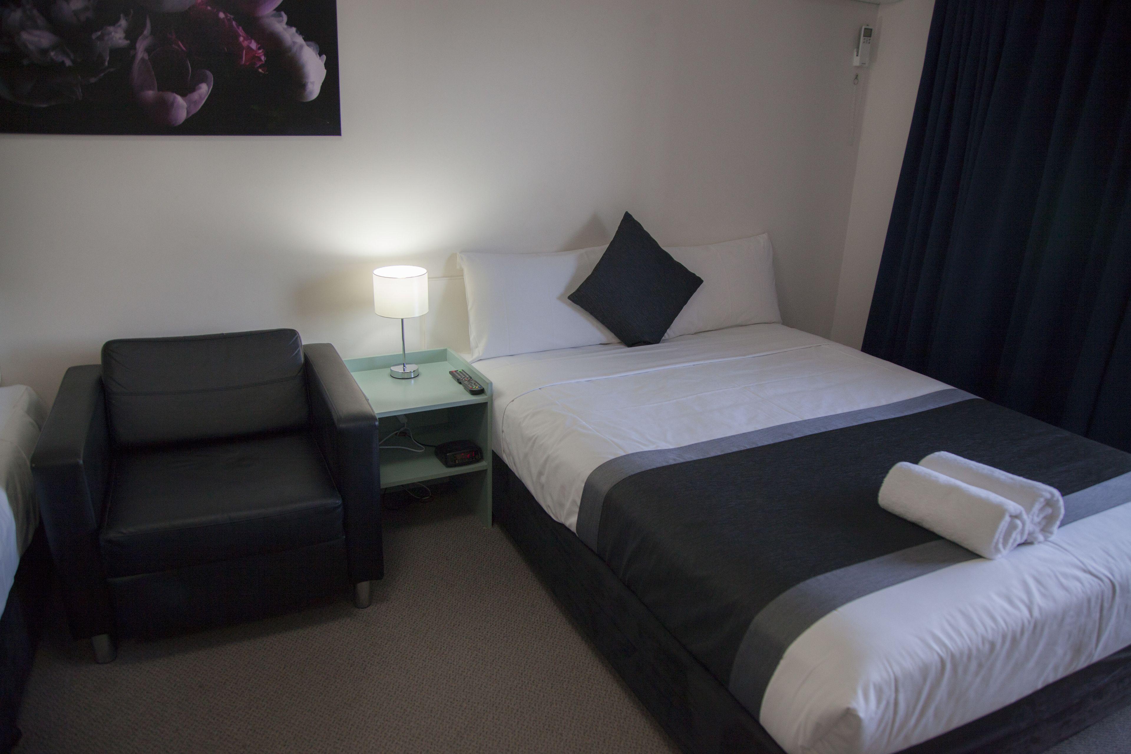 Chermside Court 4*