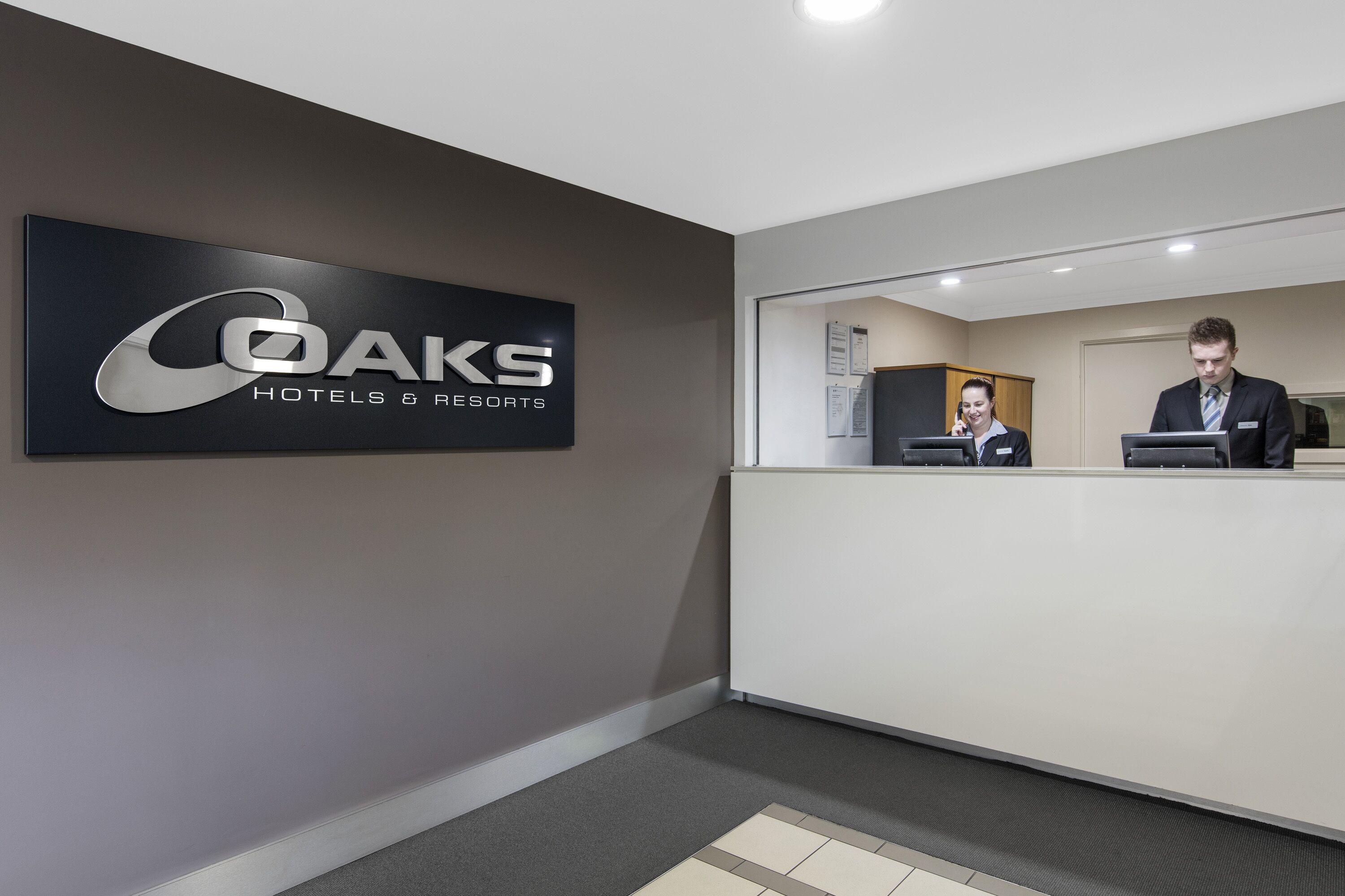 Oaks Mews 4*